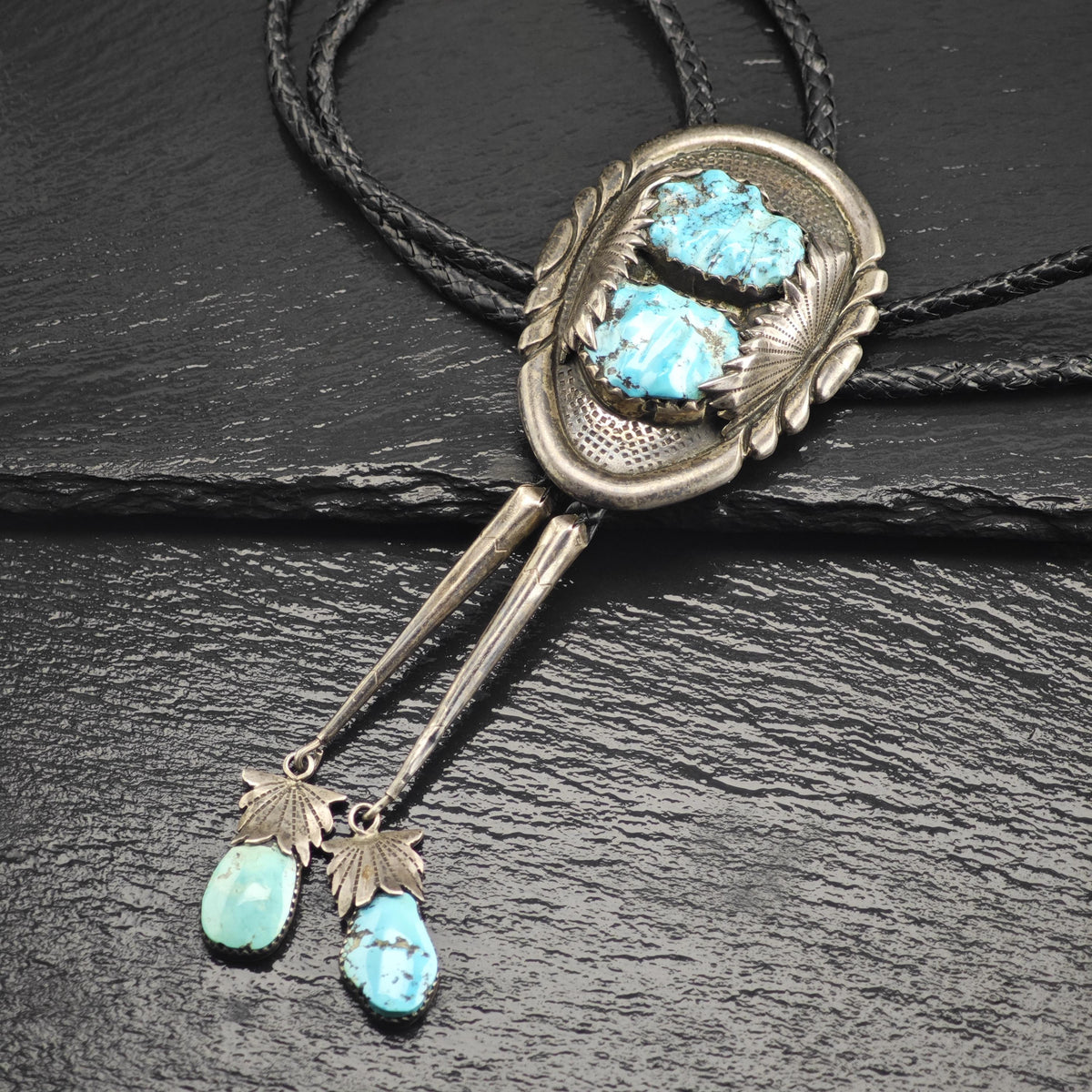 Vintage Turquoise, Zuni Robert & Bernice Leekya Sterling Silver Bolo Tie Necklace N2768