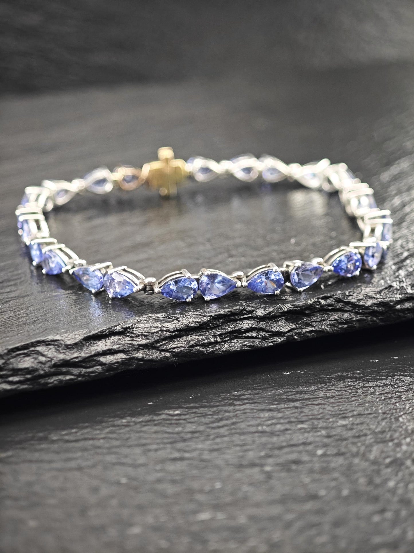 Tanzanite, 14K Gold Clasp Tennis Bracelet Sterling Silver