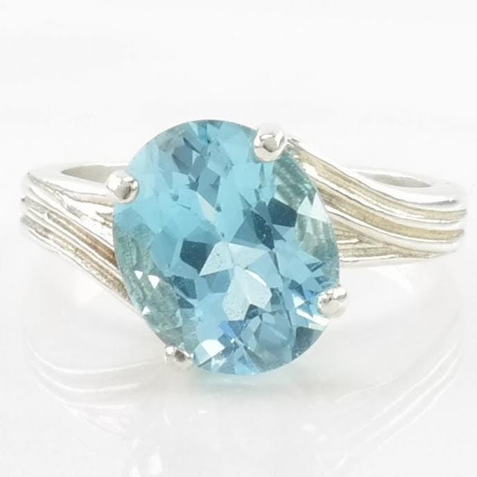 Vintage Sterling Silver Ring Topaz Wave Blue Size 6 3/4