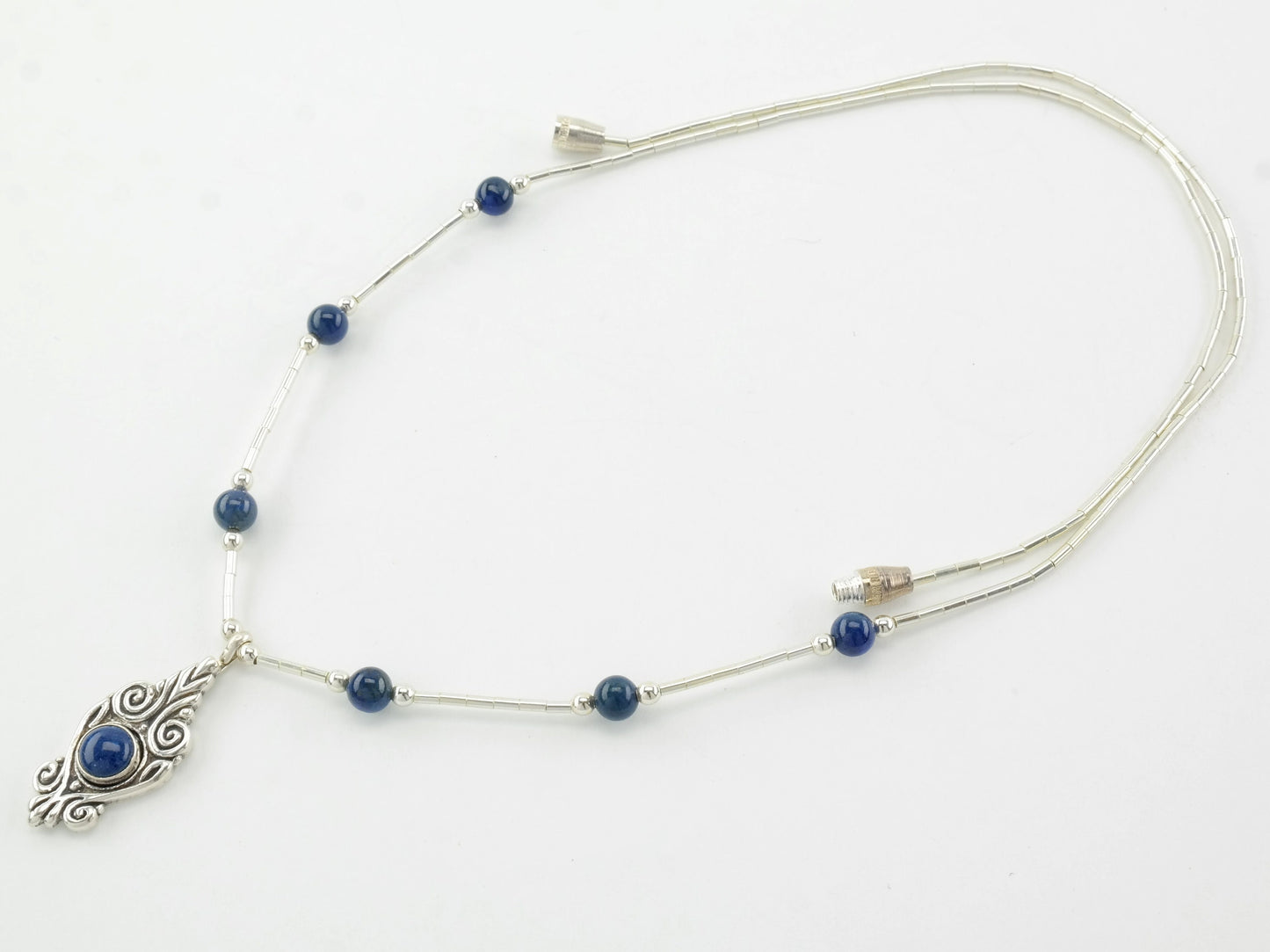 Vintage Southwest Sterling Silver Blue Lapis Lazuli Beaded Necklace