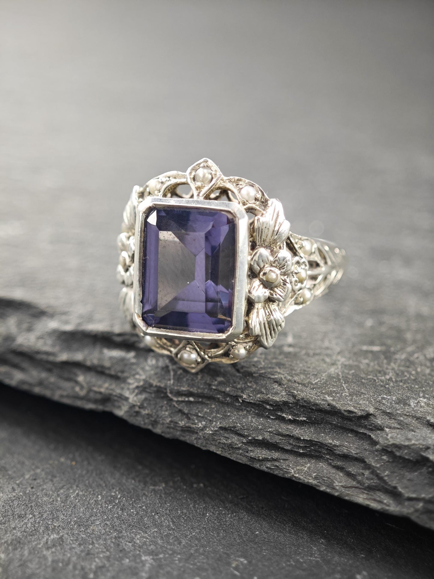 Art Deco Style, Syntehtic Alexandrite Ring Sterling Silver