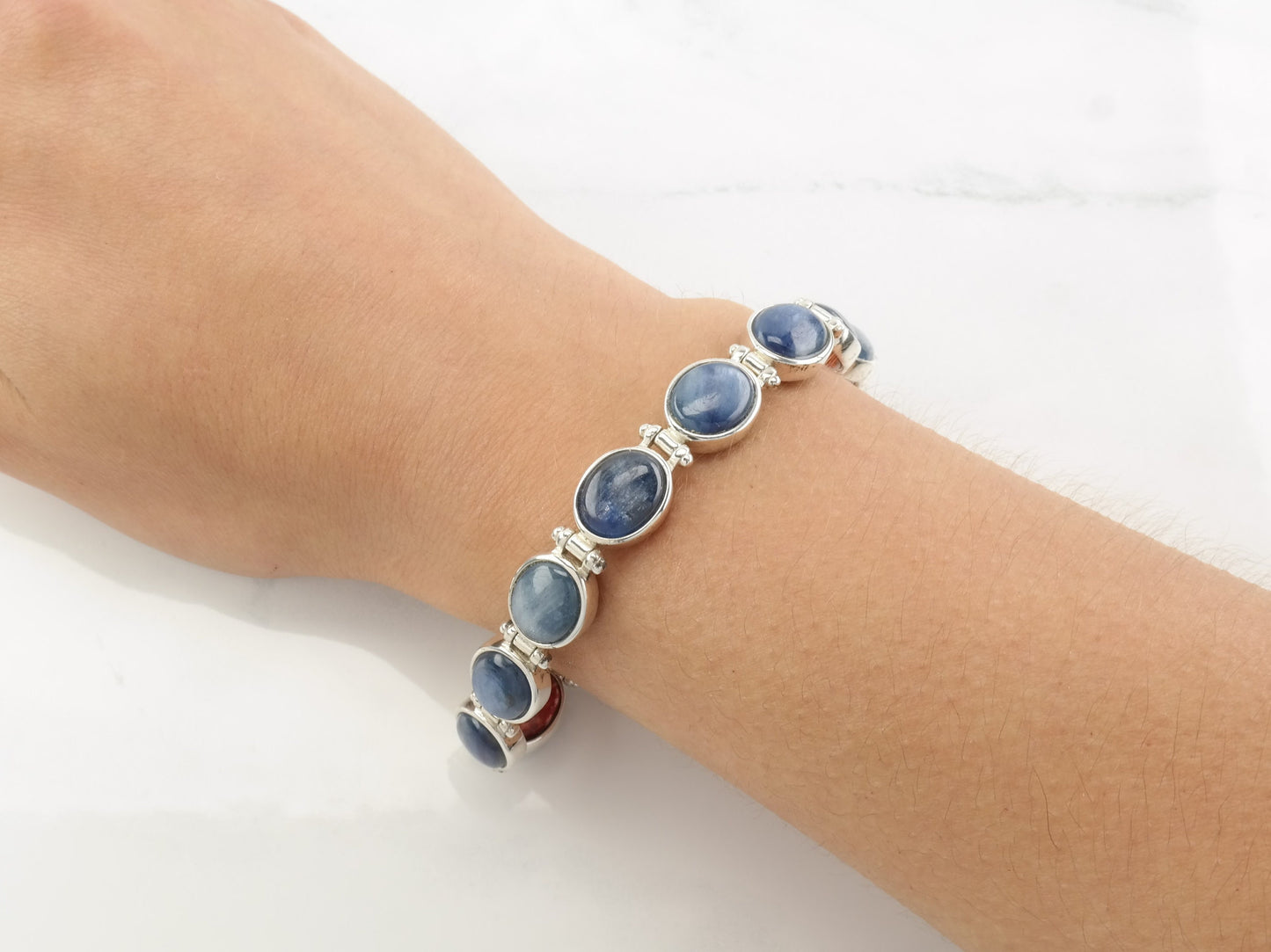 DRT Sterling Silver 6 3/4 Reversible Bracelet, Spiny Oyster, Sapphire, Cabochon