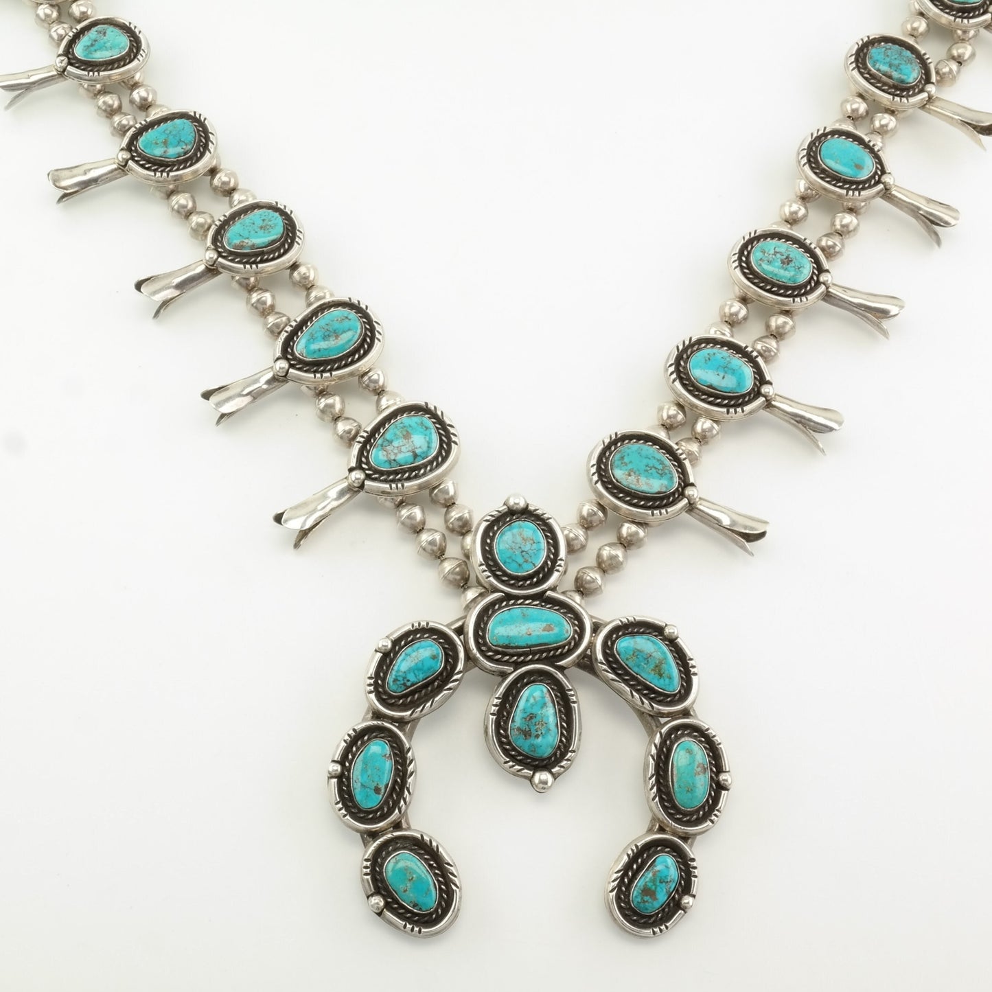 Vintage Native American Sterling Silver Blue Turquoise Necklace Squash Blossom