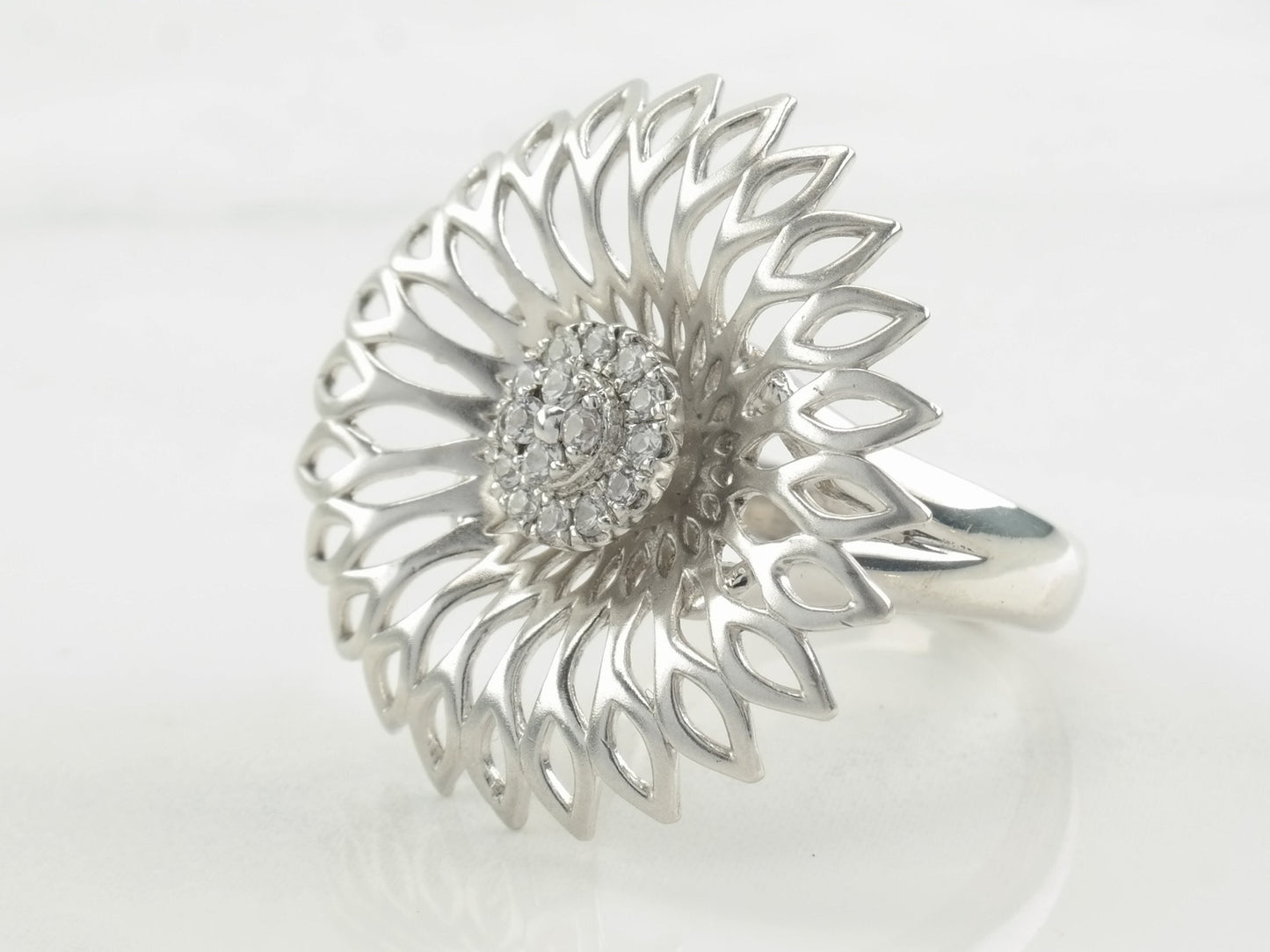 Vintage Gabriel & Co. Silver Ring White Topaz Flower Sterling Size 7