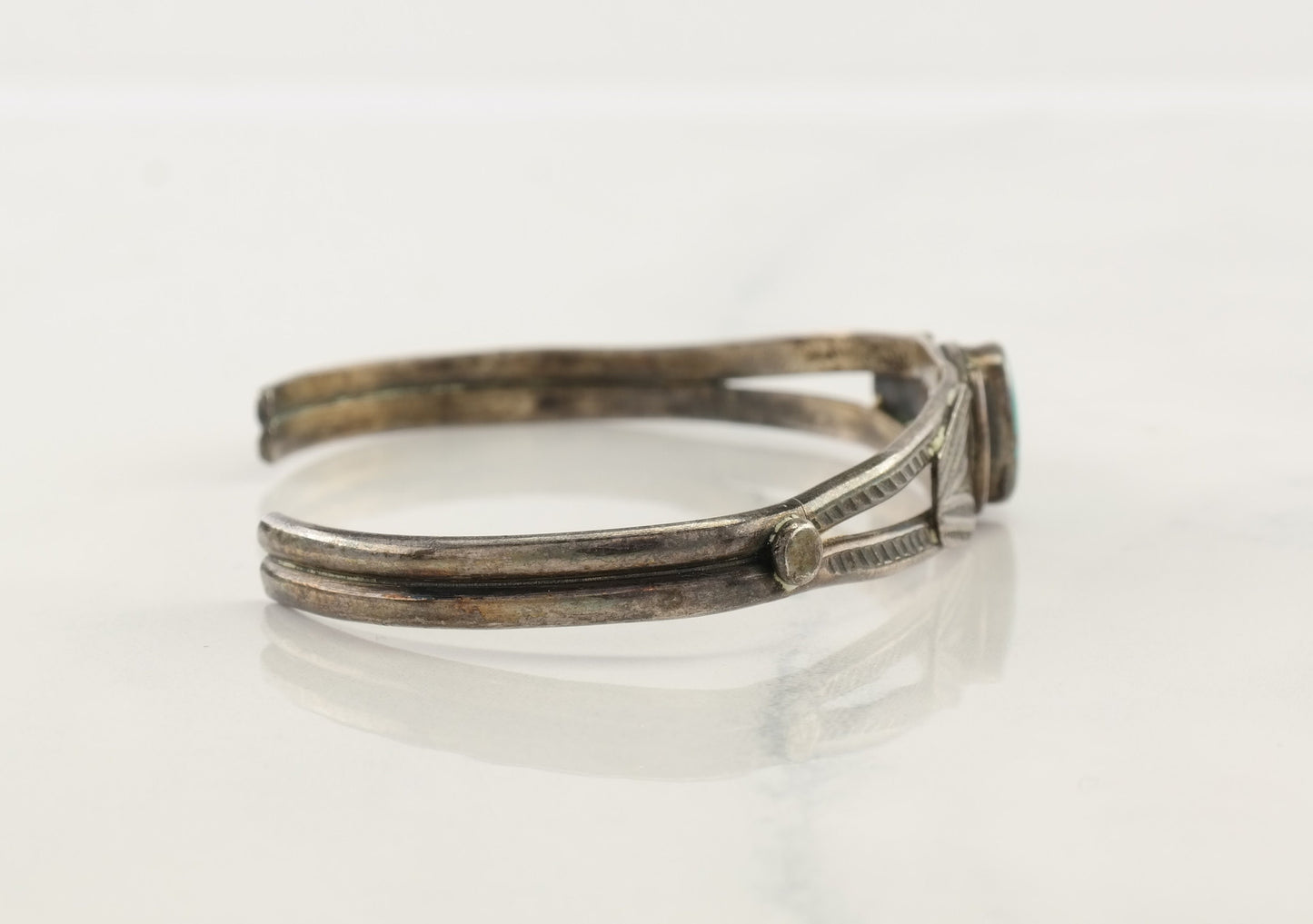 Native American Sterling Silver Cuff Bracelet Blue Turquoise