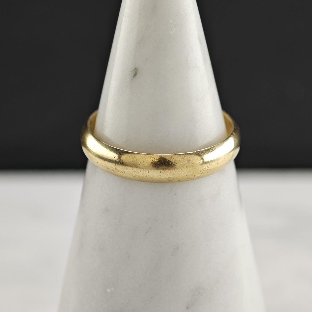 14K Gold Band 4mm Sz 9 3/4 R6792