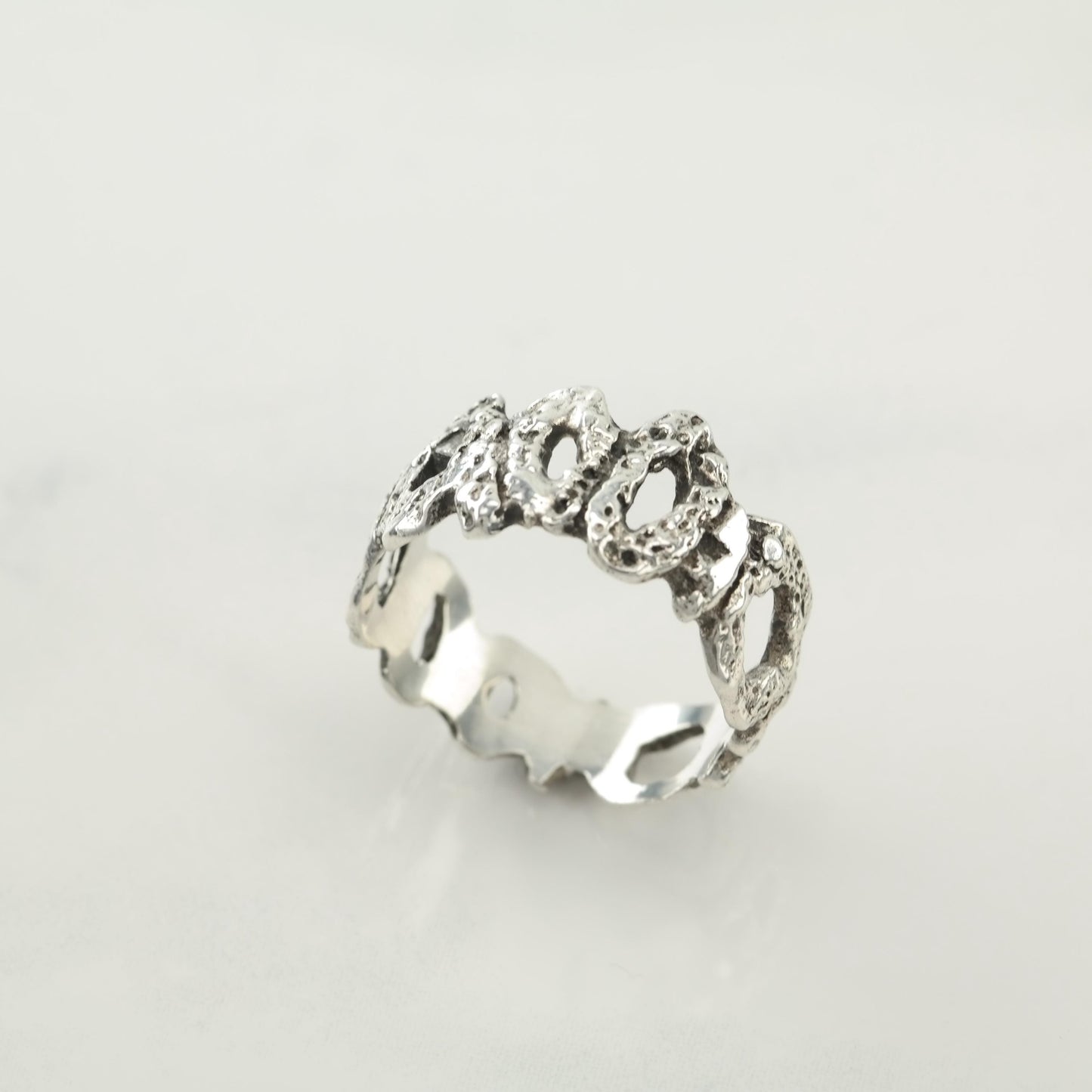 European, Brutalist Sterling Silver Ring Sz7 3/4 R5591