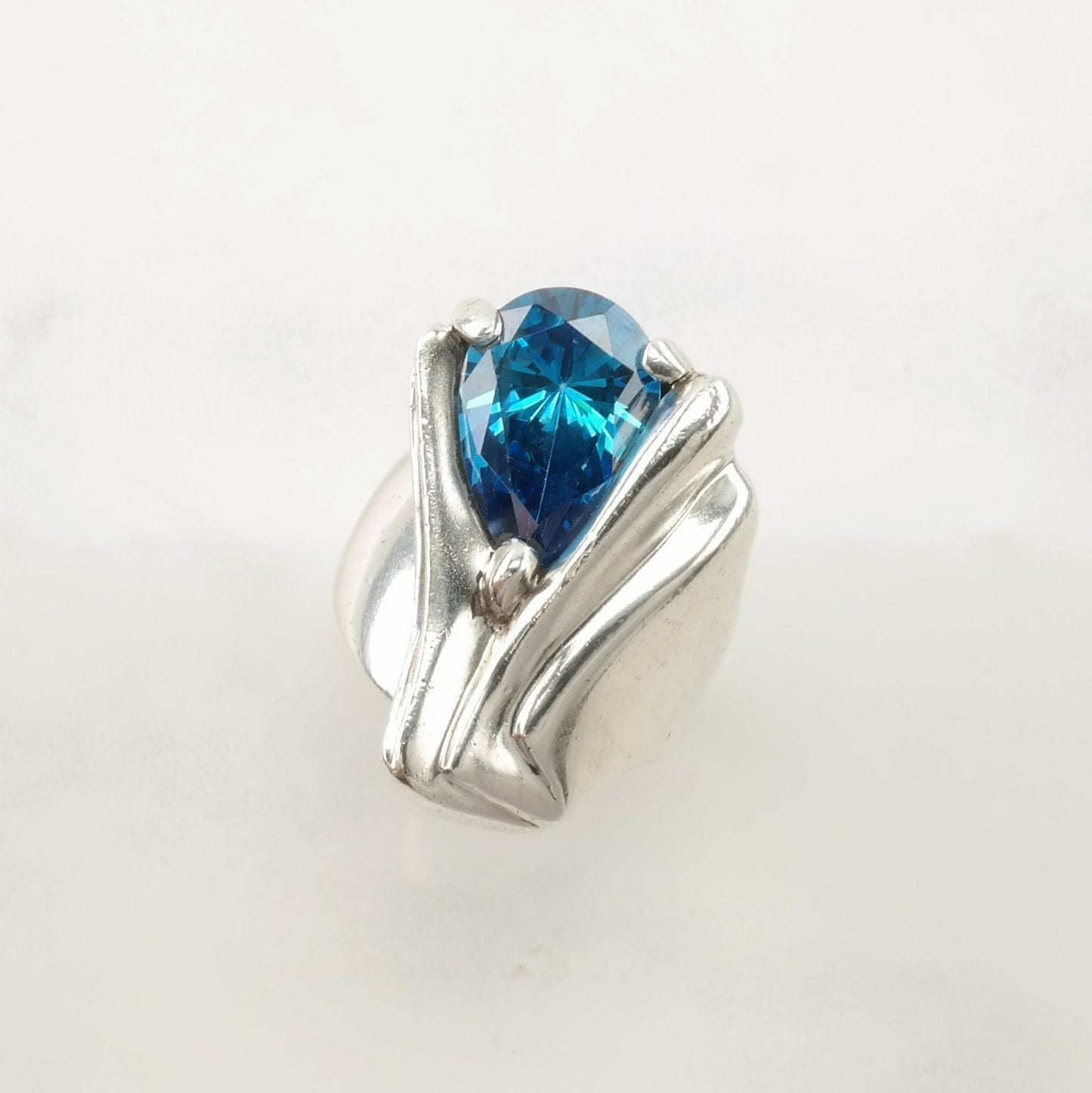 Vintage Artistic Silver Ring Blue Gem Abstract Sterling Blue Size 8