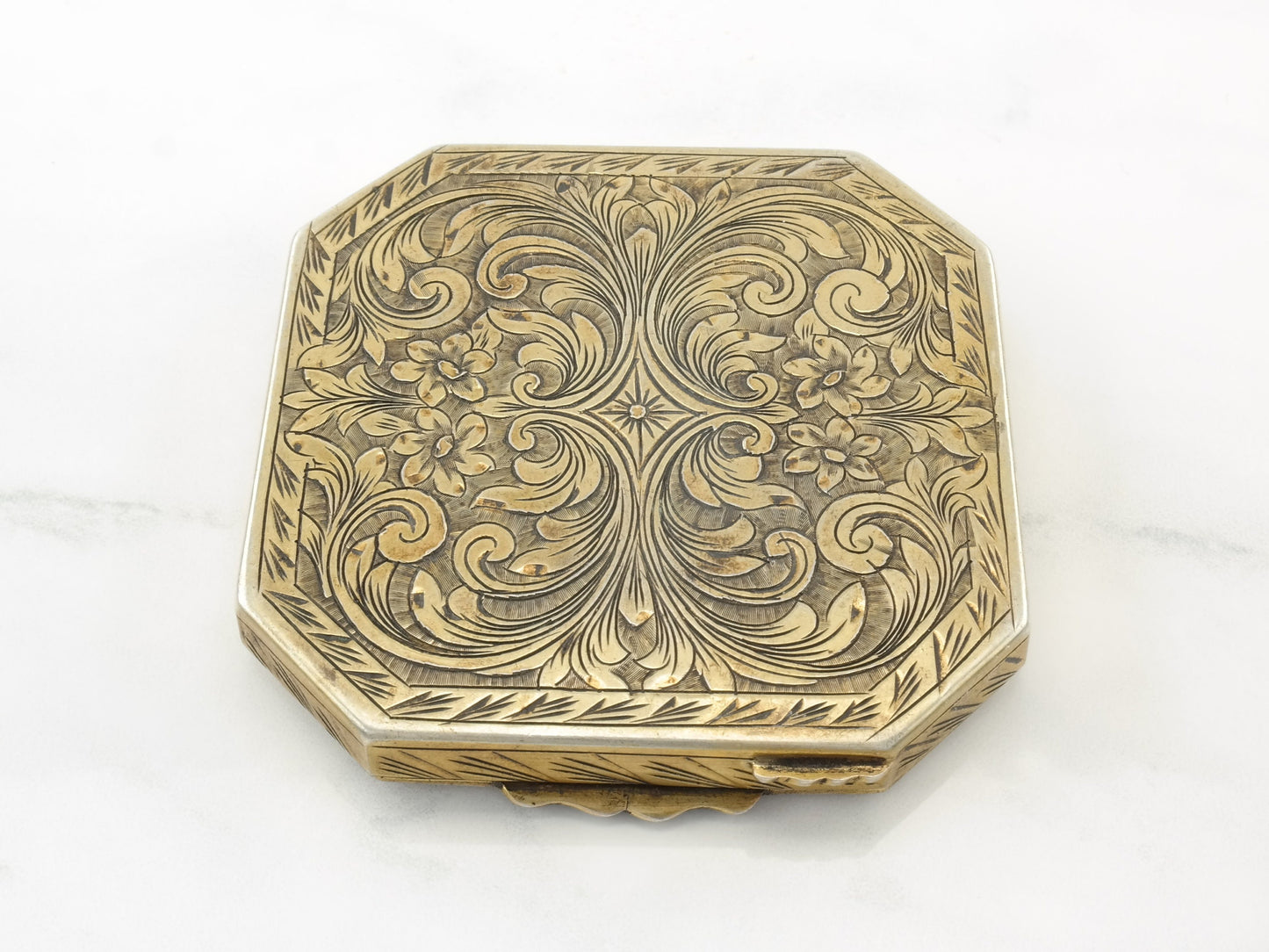 Vintage Enamel Scene Floral Ladies' Makeup Sterling Silver Compact