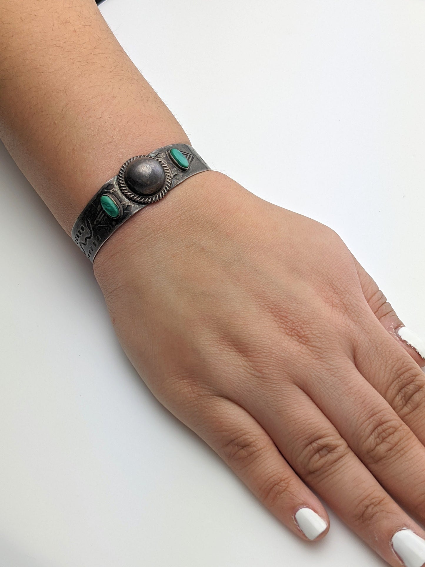 Fred Harvey Era Sterling Silver Cuff Bracelet Green Turquoise