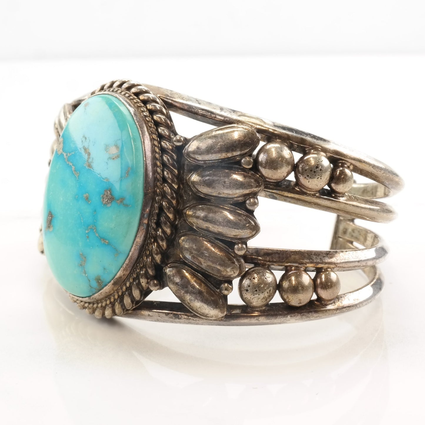 Native American Sterling Silver Turquoise Oval Cuff Bracelet