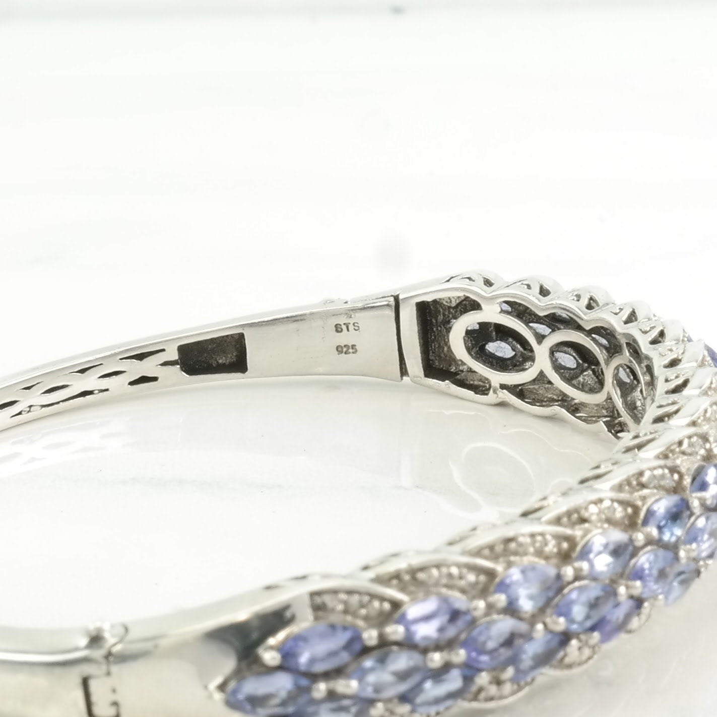 Sterling Silver Bangle Bracelet Purple Tanzanite Diamond 7"