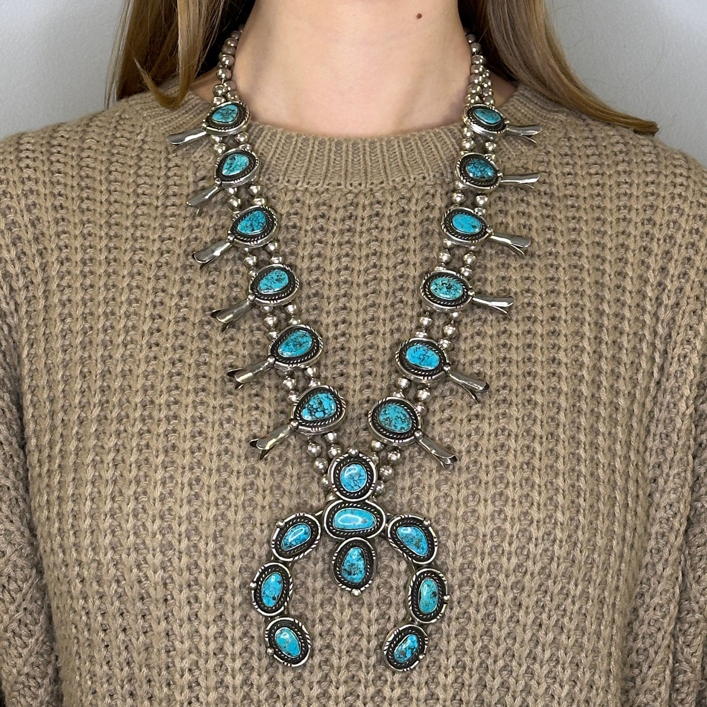 Vintage Native American Sterling Silver Blue Turquoise Necklace Squash Blossom