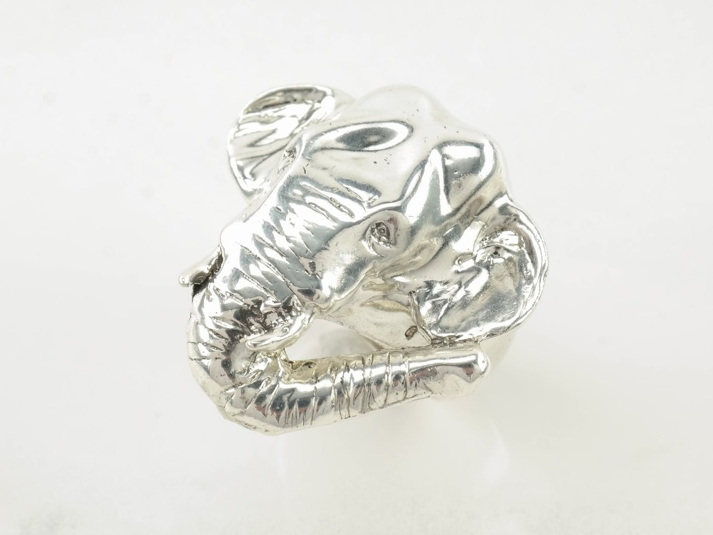 Vintage Medici Silver Ring Elephant Sterling Size 6 1/2