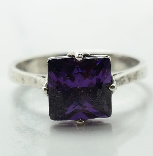 Vintage Sterling Silver Ring CZ Purple Size 6 3/4