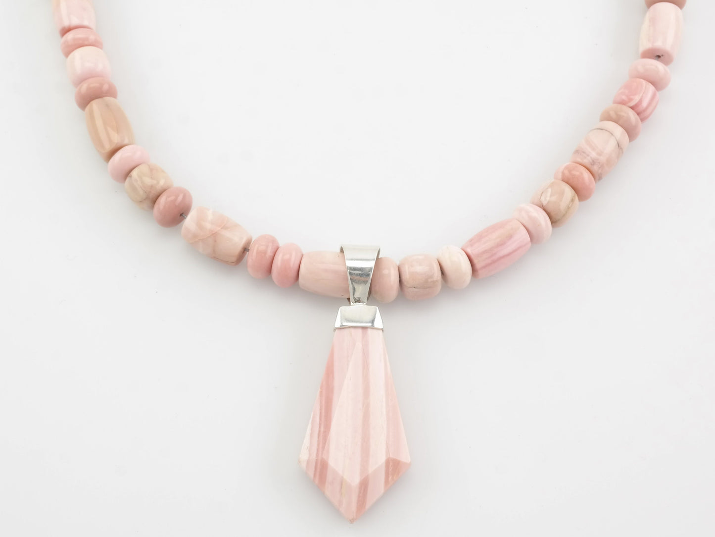 Vintage DTR Sterling Silver Pink Agate Beaded Necklace