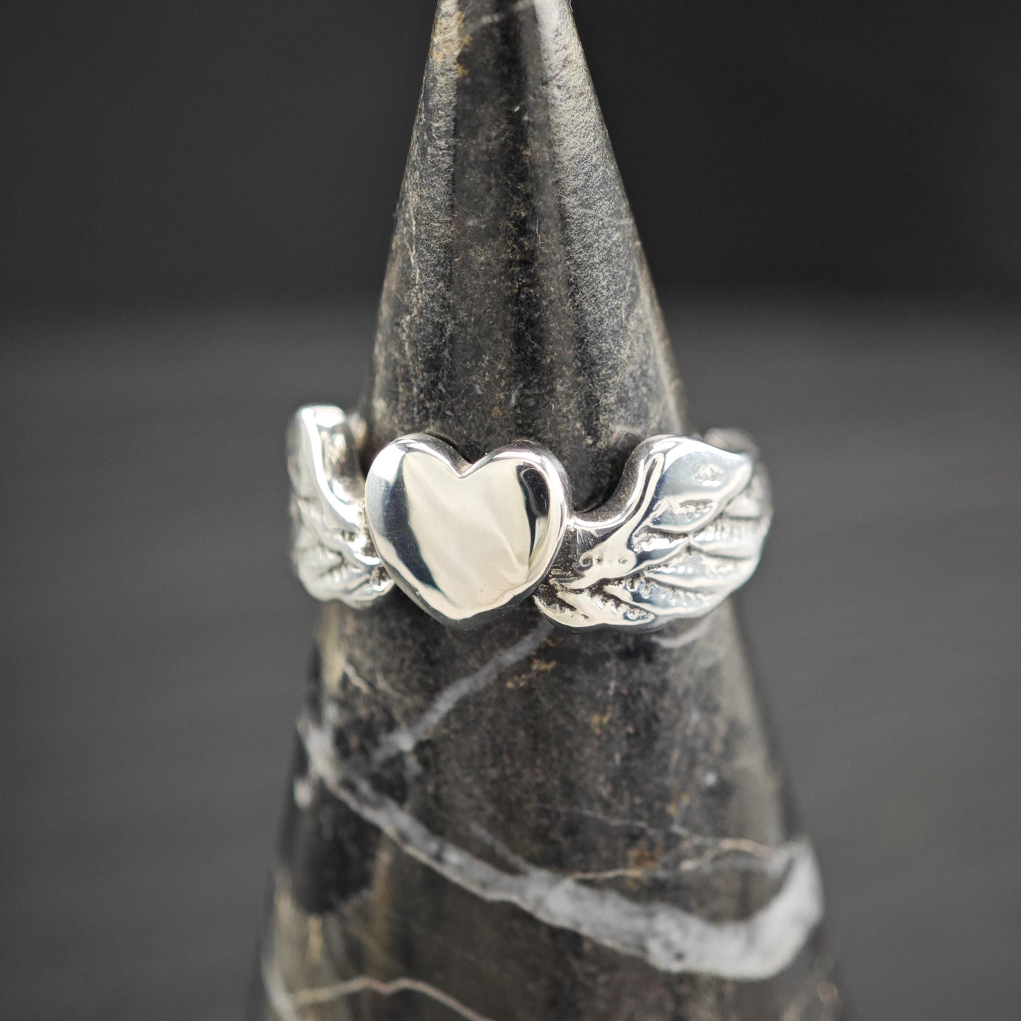 Retired James Avery Let Love Soar Ring