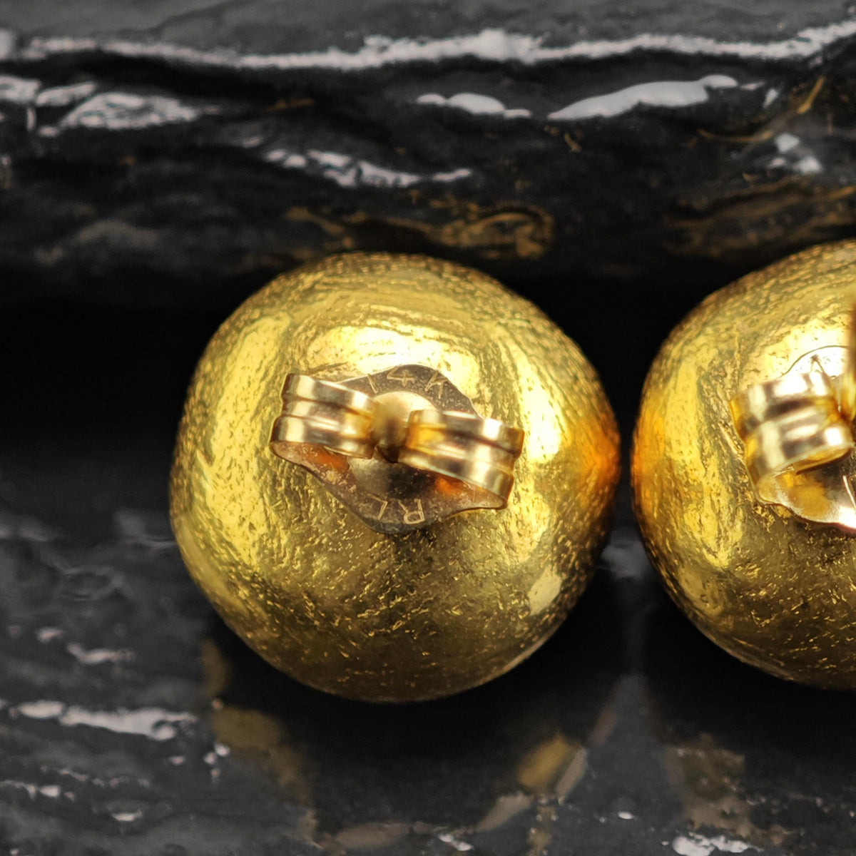 Gold-plated Stud Sterling Silver Earrings ER3218