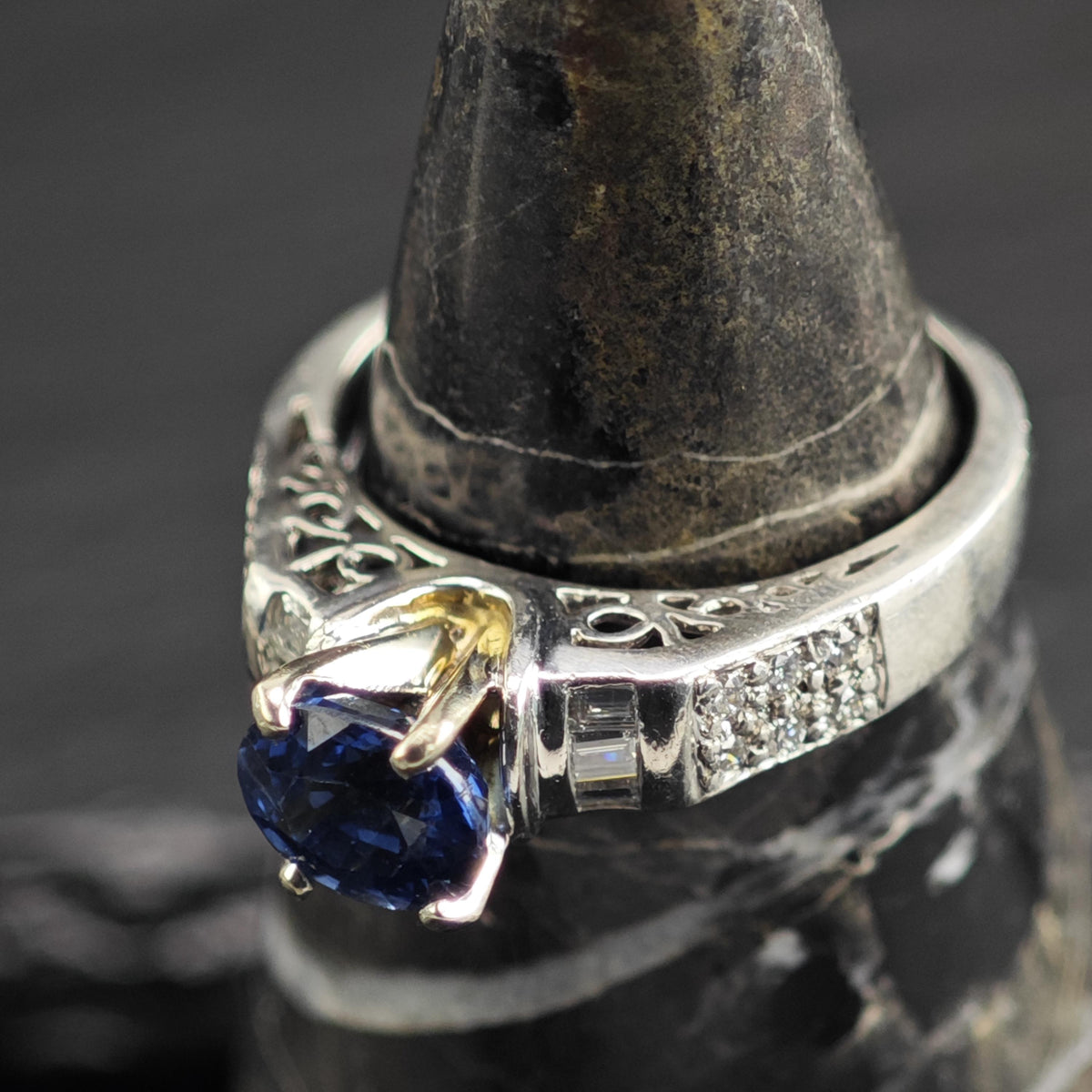 Sapphire & Diamond Platinum Ring East to West Sz 6 1/4 R6761