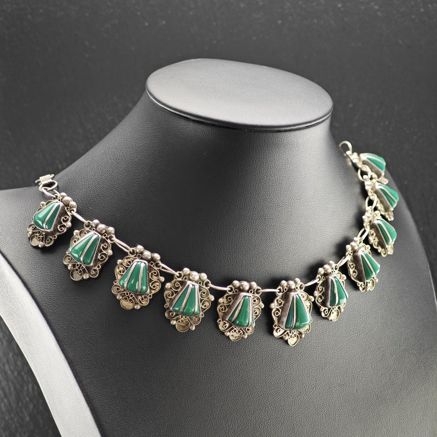Sterling Silver Necklace: Taxco Green Onyx - Estate Jewelry