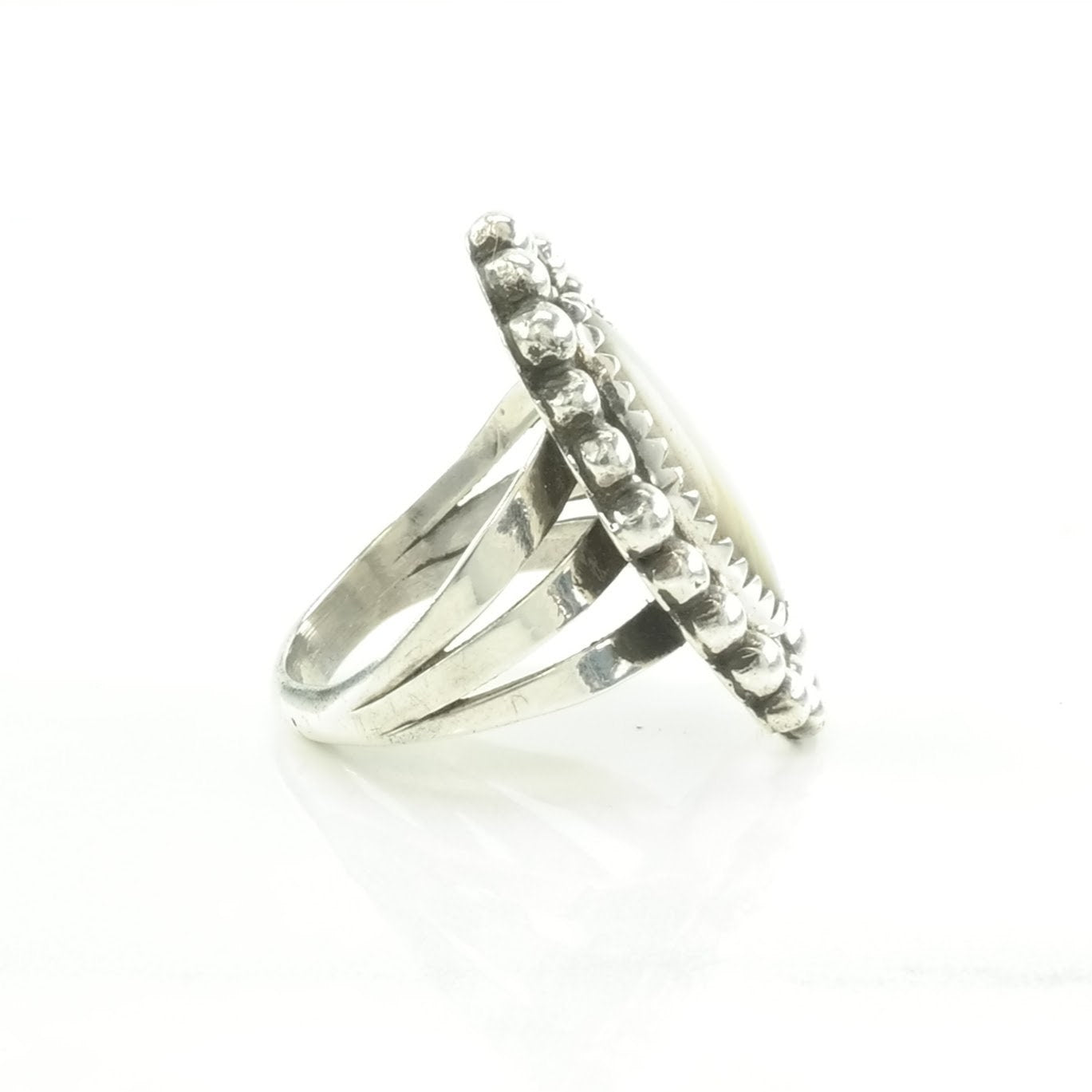 Vintage Native American Silver Ring MOP Sterling White Size 6 1/2