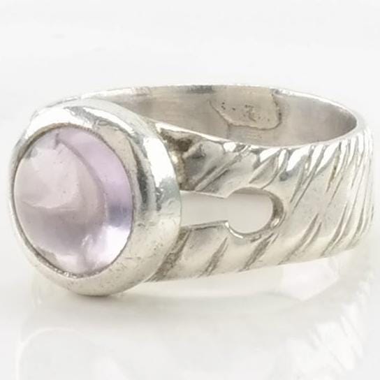 Vintage Sterling Silver Ring Amethyst Solitaire Purple Size 6 1/2