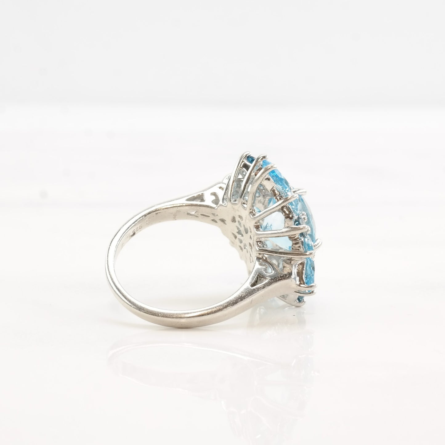 Vintage Sterling Silver Ring Topaz Flower Size 6