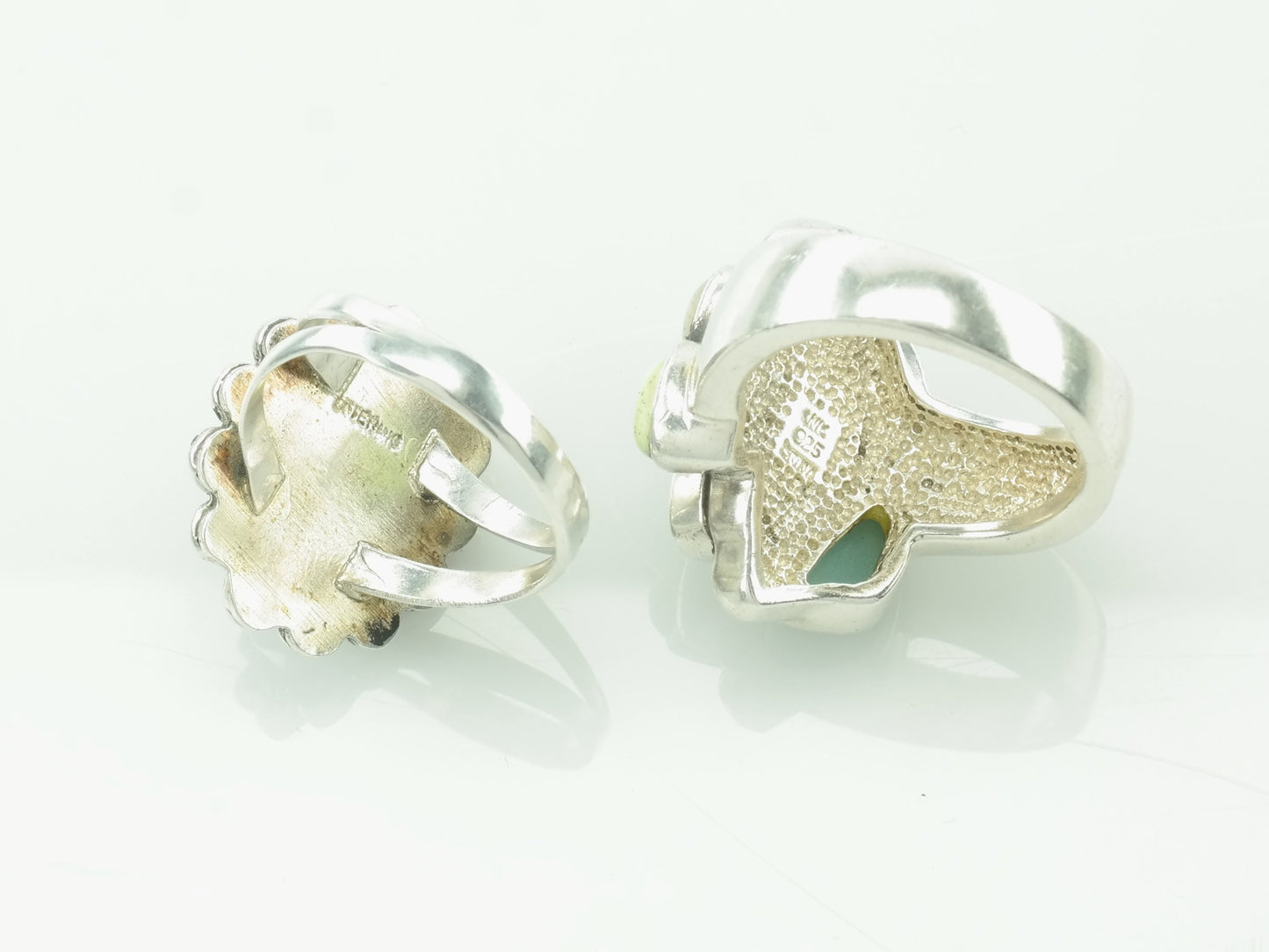 Vintage Sterling Silver Green Gemstone Size 7 Ring TRB09