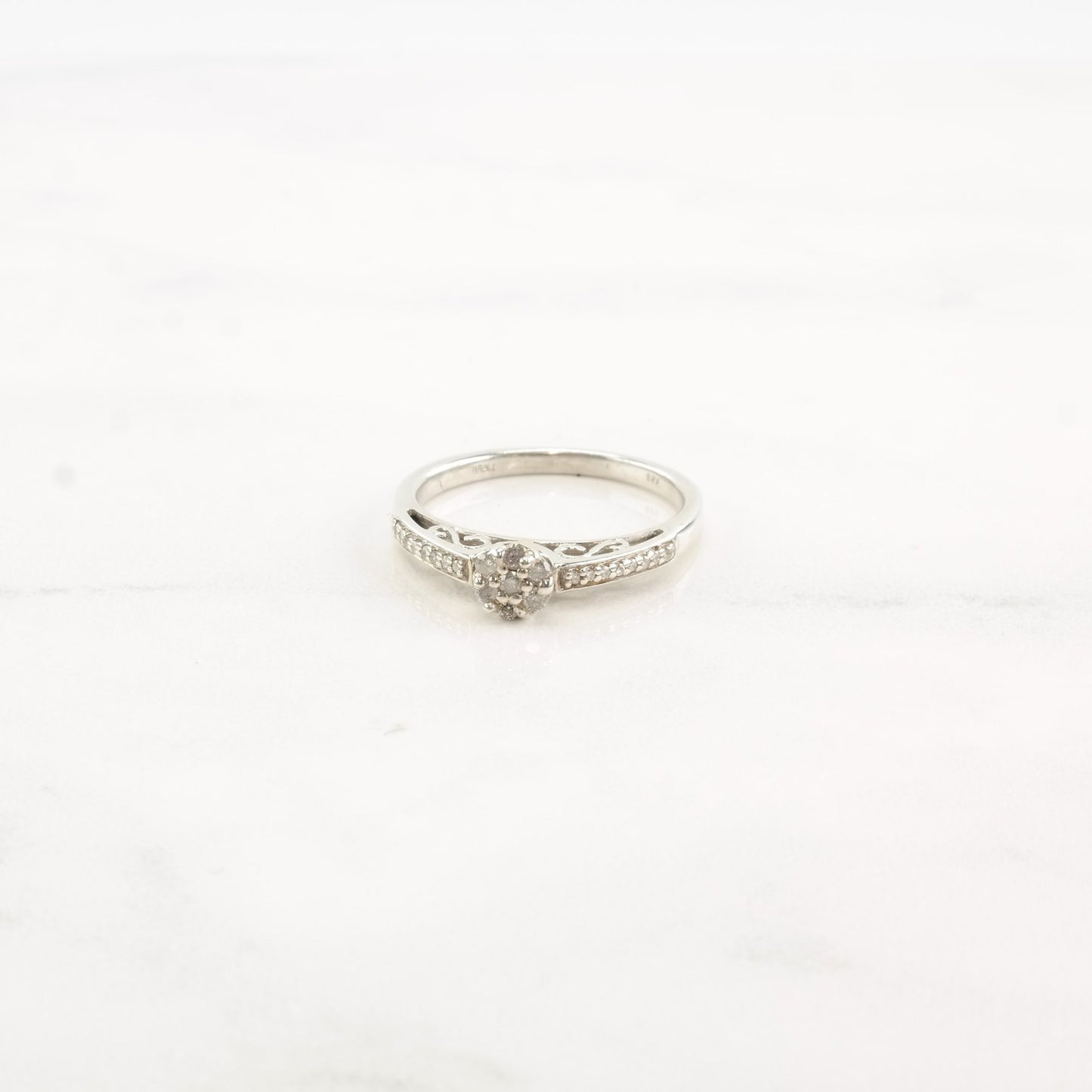 Vintage Sterling Silver Ring Diamond Flower Filigree Size 6 3/4