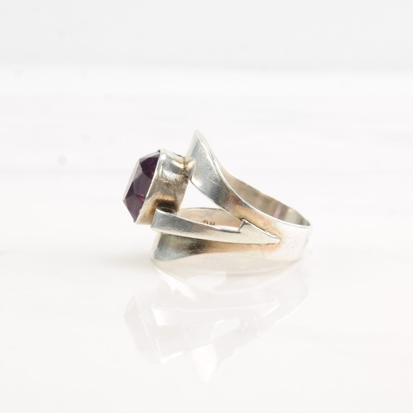 Vintage Soviet Russia Silver Ring Color Change Corundum Oval Sterling Size 7 1/4