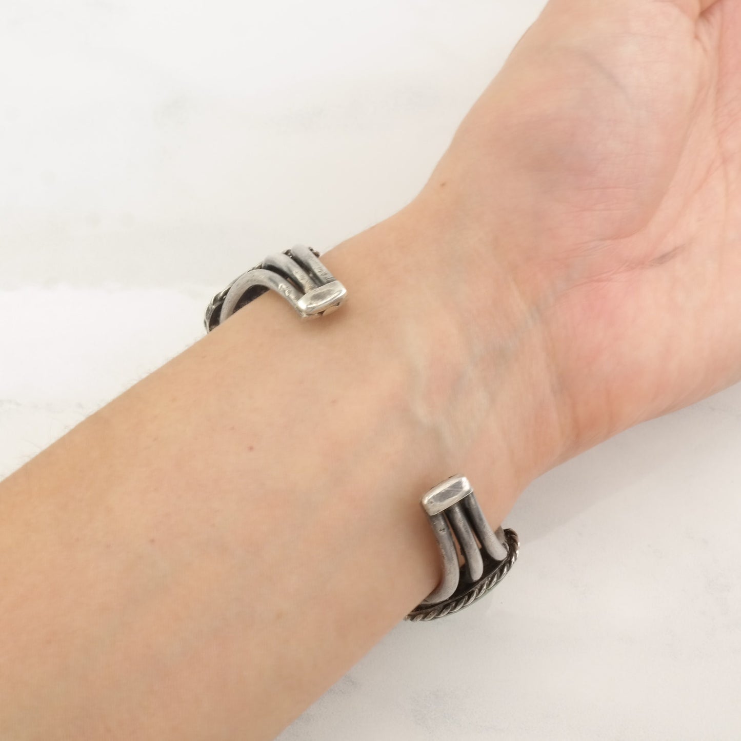 Early, Native American Sterling Silver Cuff Bracelet Cerillos, Turquoise 5 Stone