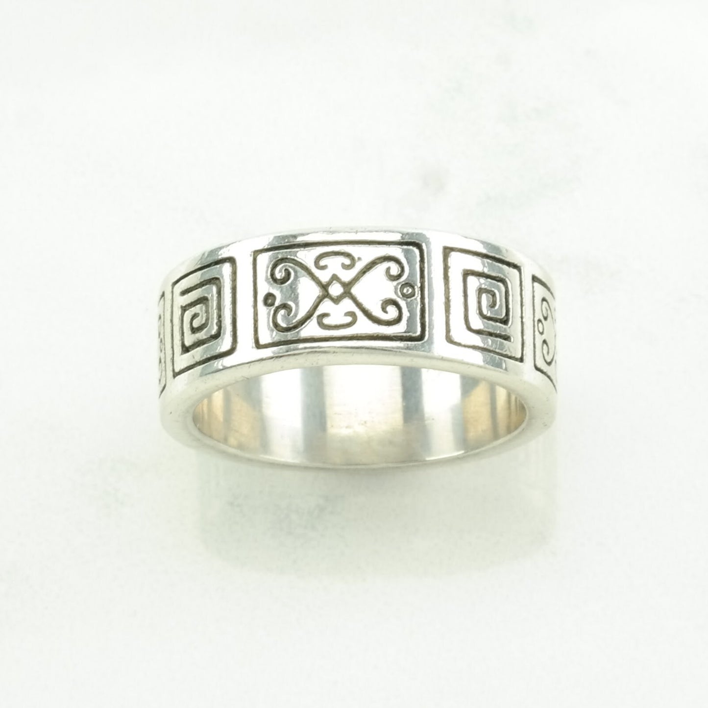 Sterling Silver Ring Overlay Sz 7 R4979