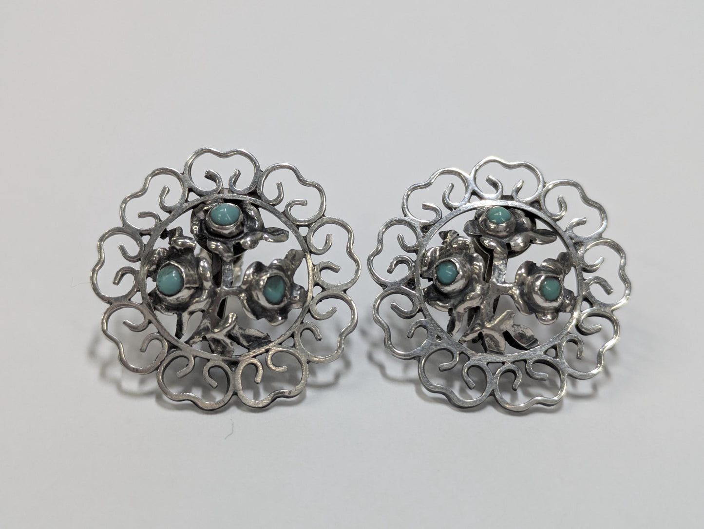 Vintage Mexico Green Faux Turquoise Floral, Filigree Screw Back Earrings Sterling Silver