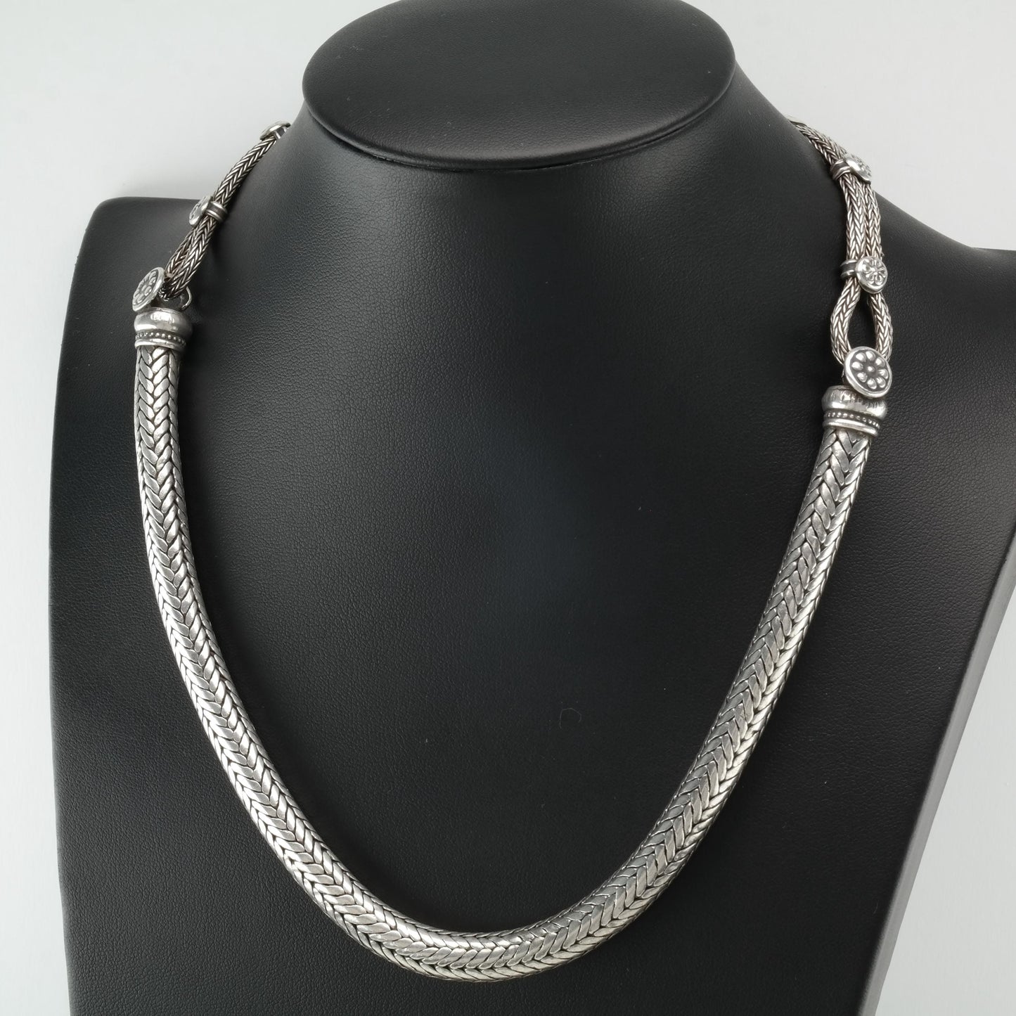 Vintage Rajasthan Floral Sterling Silver 8mm Necklace