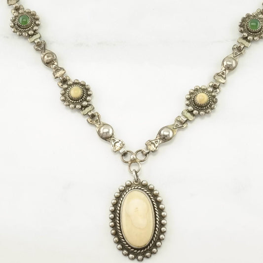 Vintage Fred Harvey Era Sterling Silver Green, Tan Nephrite Jade, Stone Floral Necklace