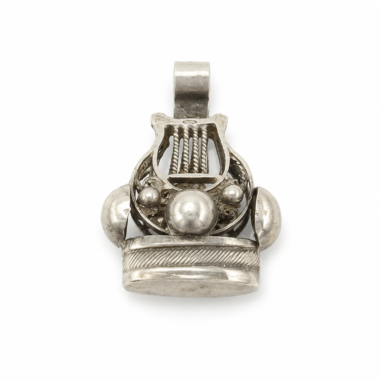 Vintage Choice Of Sterling Silver Pendant P2219
