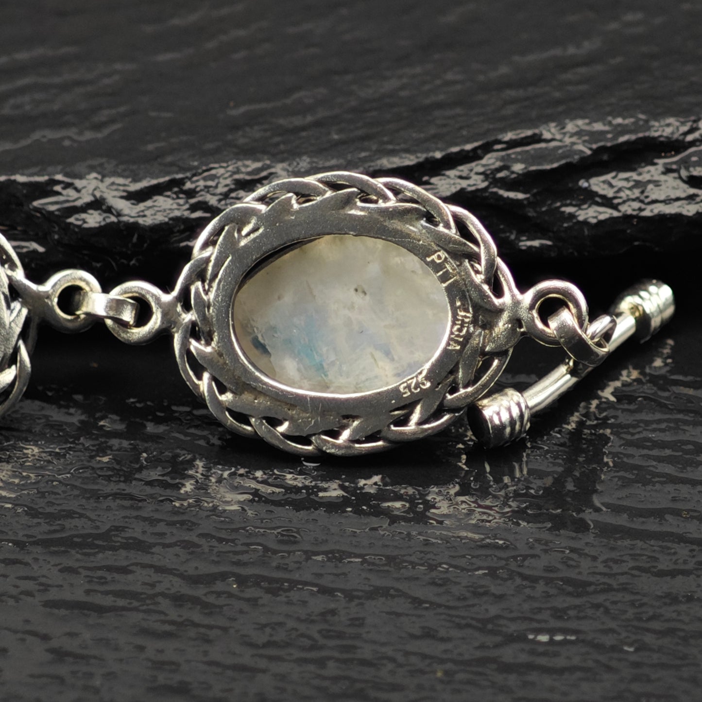 Oval Moonstone Sterling SIlver Link Bracelet Sz 6 3/4" to 8" BR3046
