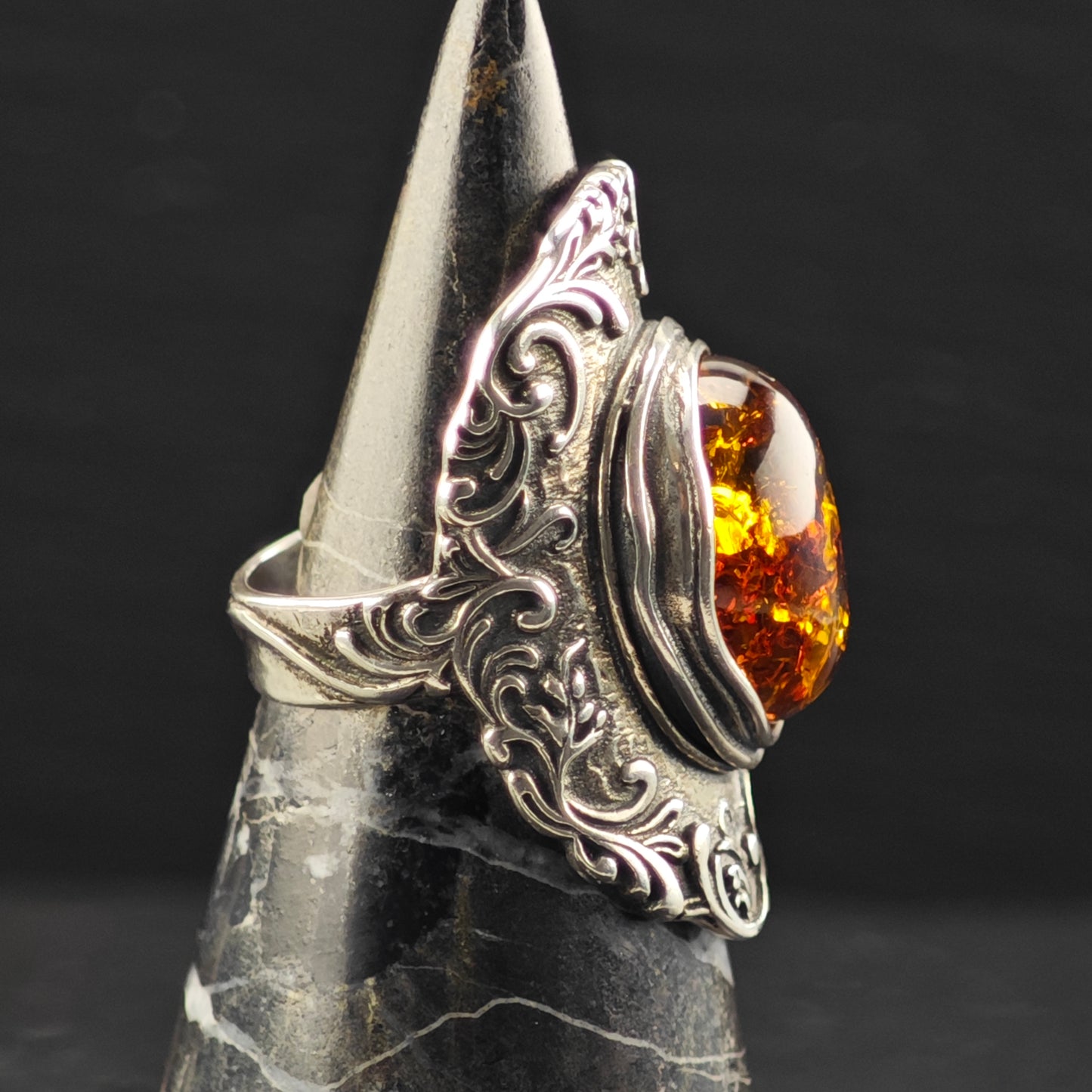 Israel PZ Amber, Filigree Ring Sterling Silver Sz 7 R6364
