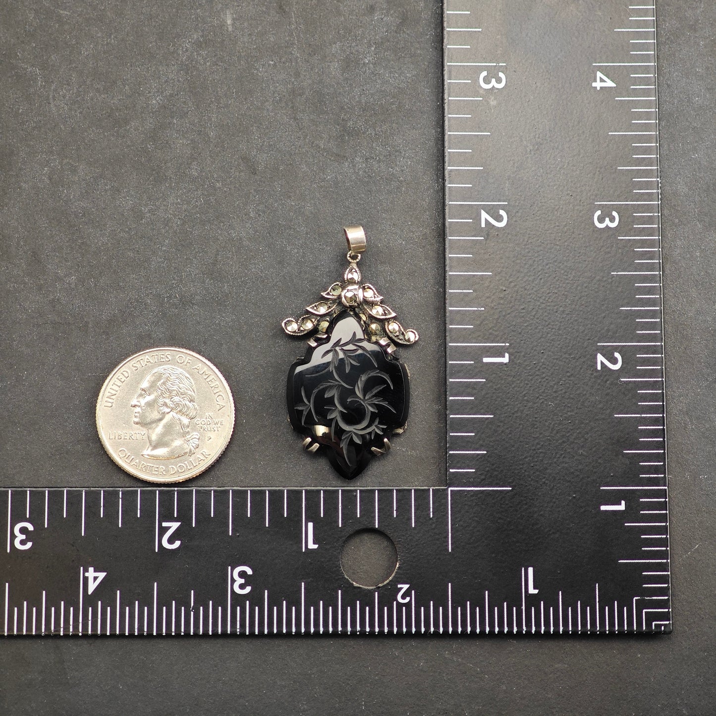Art Deco Carved Onyx Floral Pendant Sterling Silver