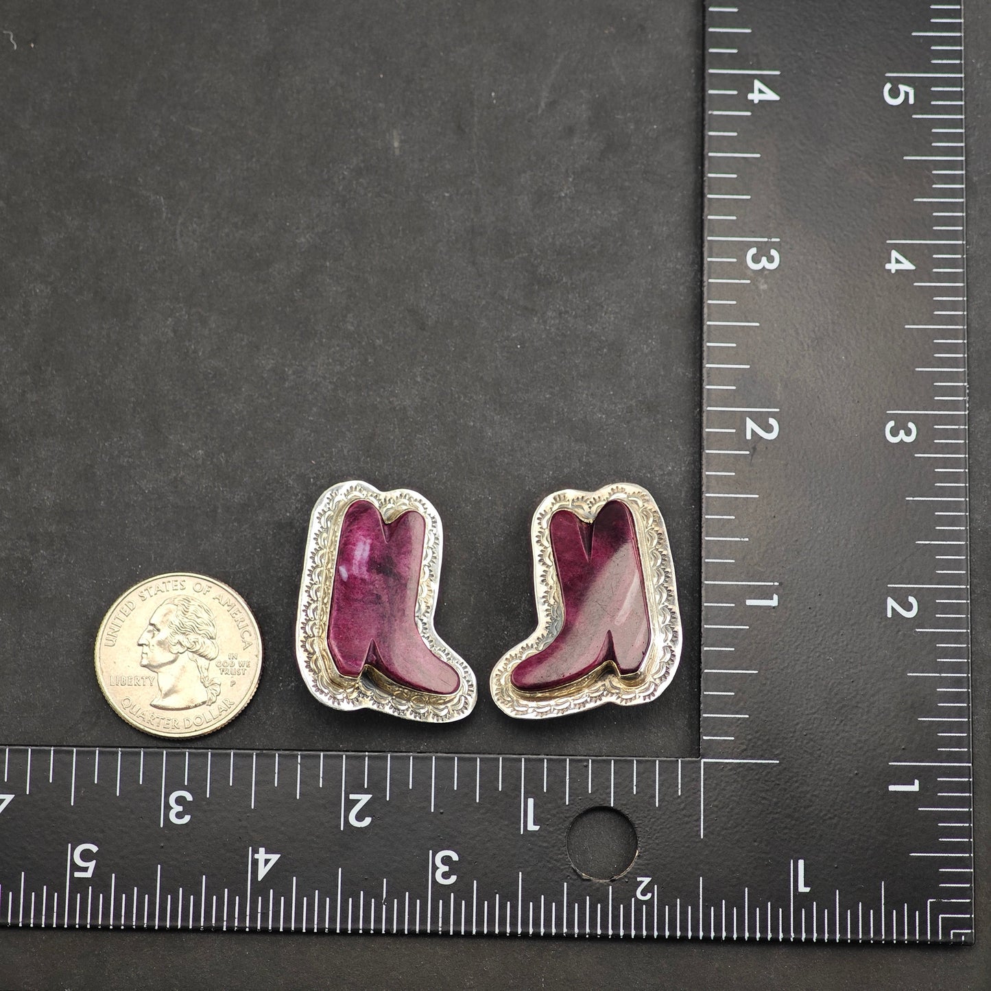 Vintage SW Purple Spiny Oyster Shell Sterling Silver Clip On Earrings ER3020