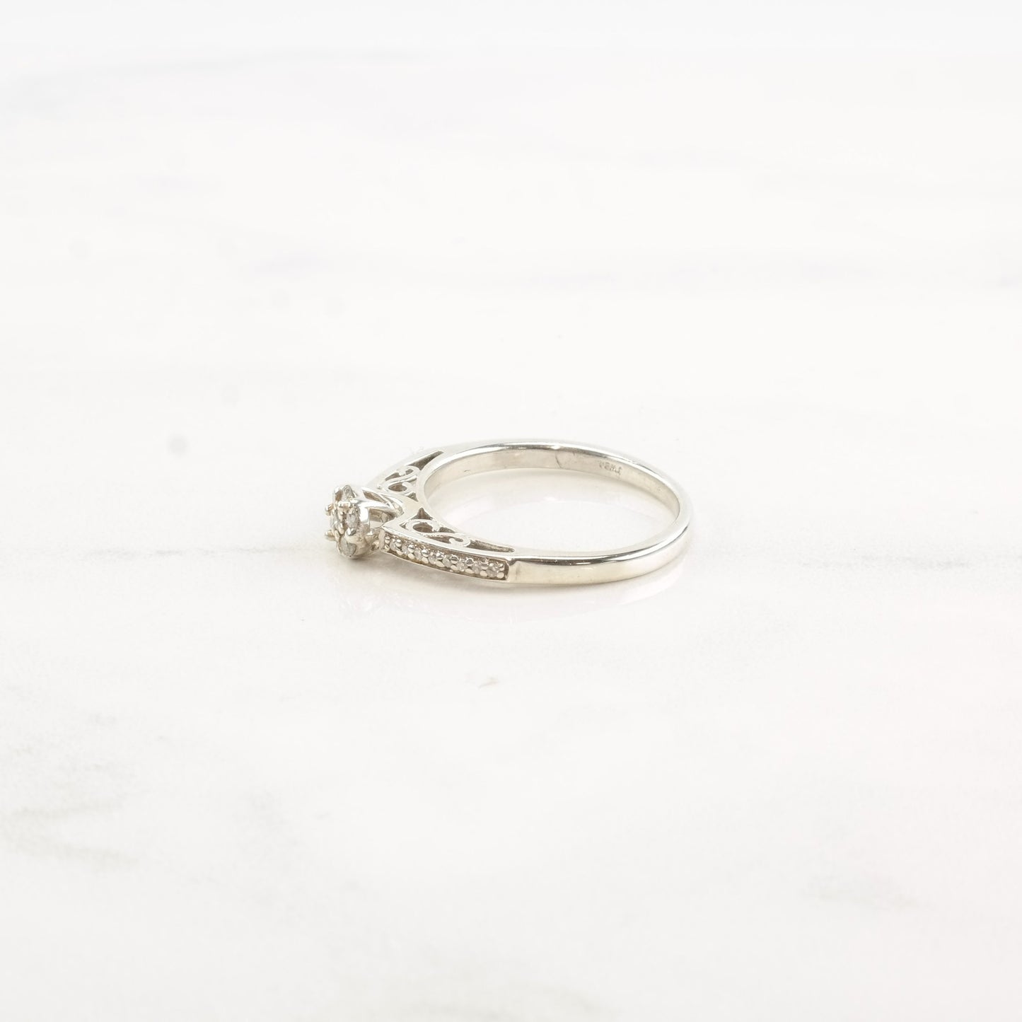 Vintage Sterling Silver Ring Diamond Flower Filigree Size 6 3/4