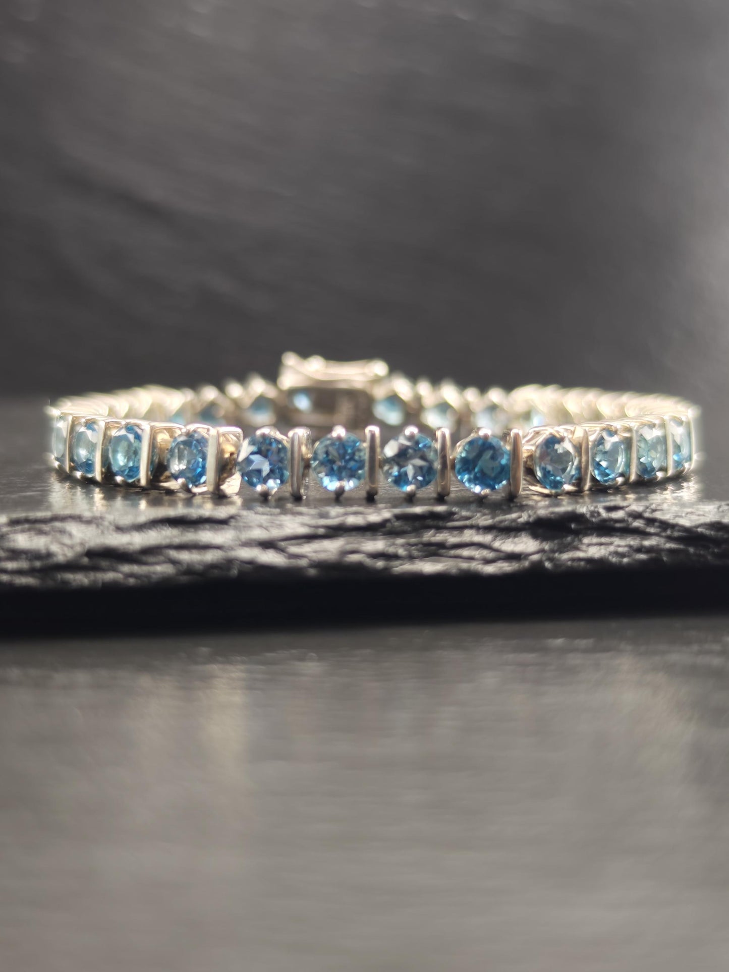 Vintage 5mm London Blue Topaz 13ctw Line Bracelet Sterling Silver