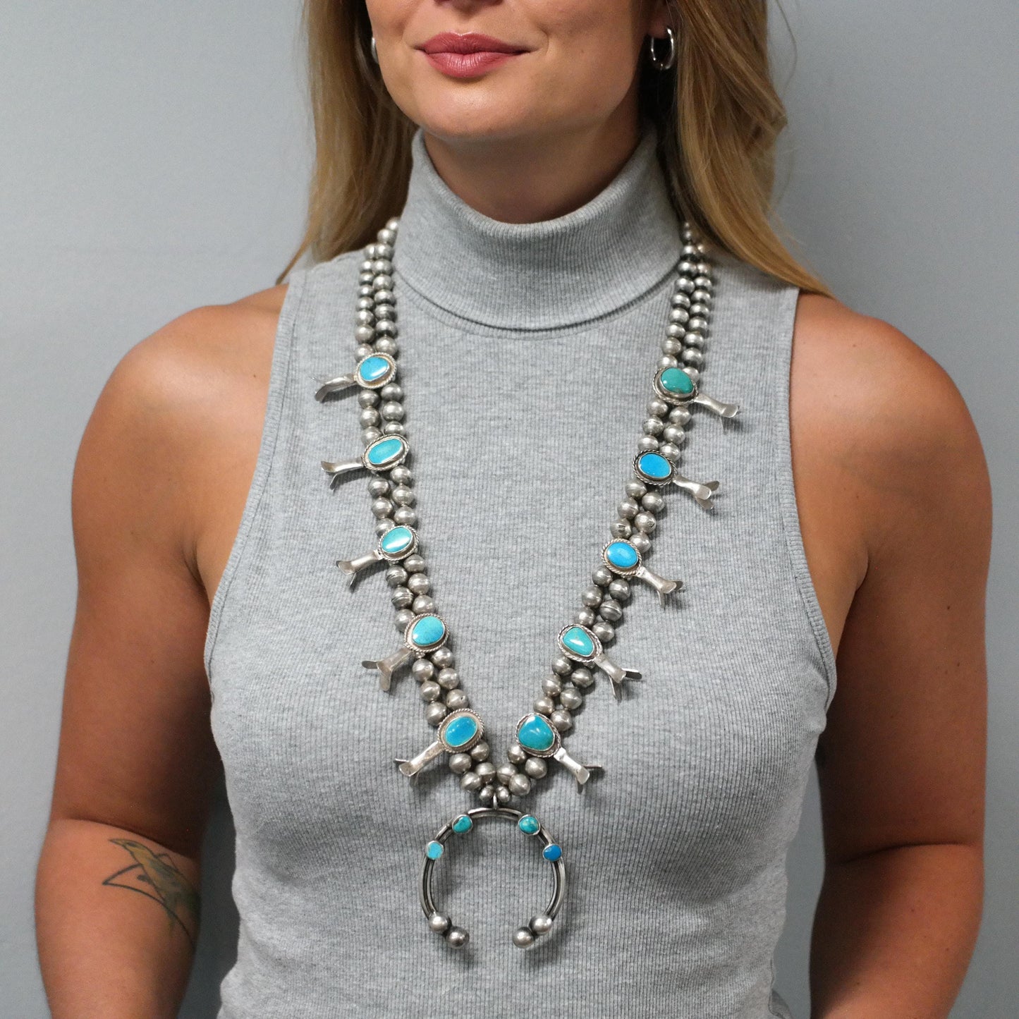 Antique Native American Sterling Silver Blue Turquoise Hand Made Beads Necklace Squash Blossom