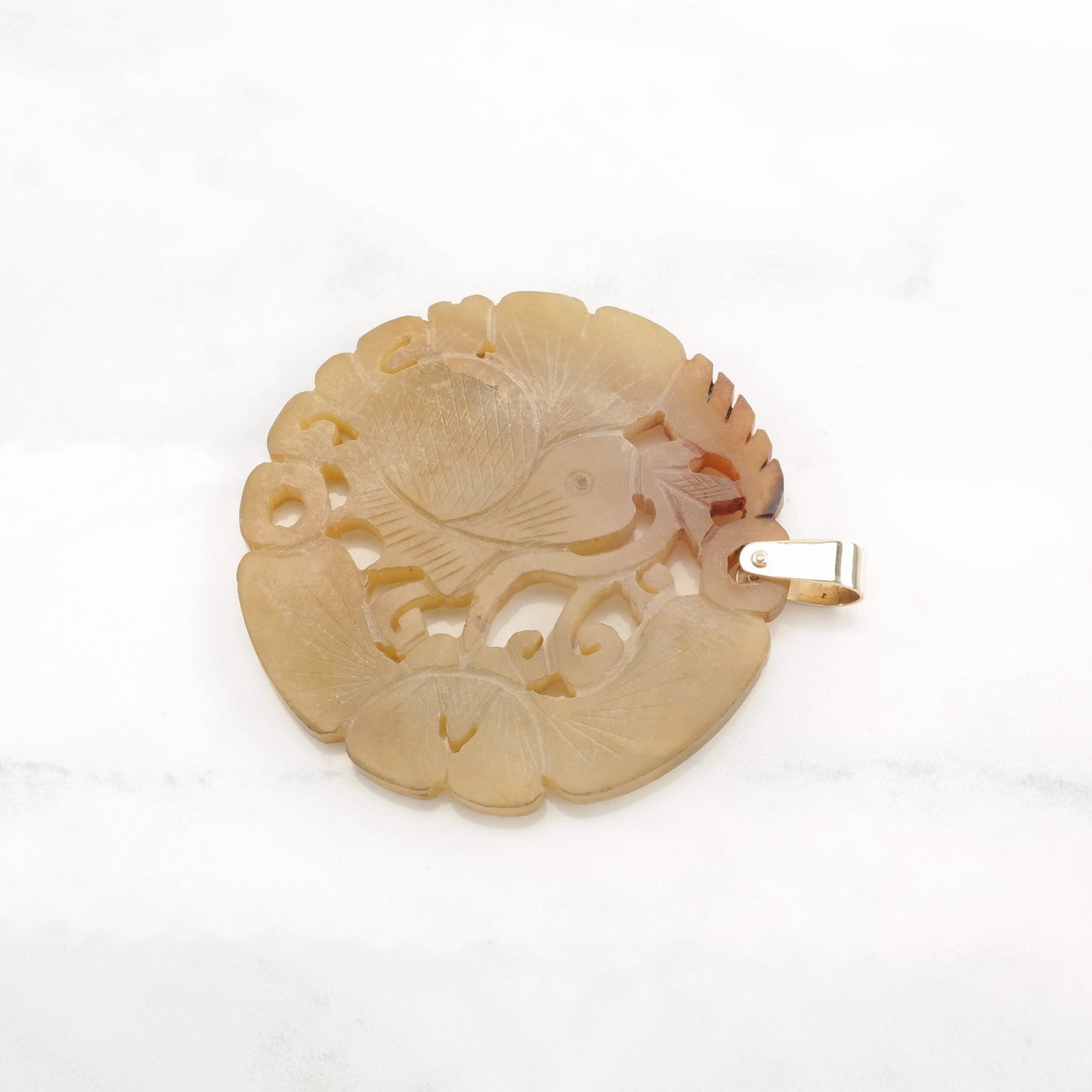 Vintage Carved Hardstone Chinese 14K Gold Pendant