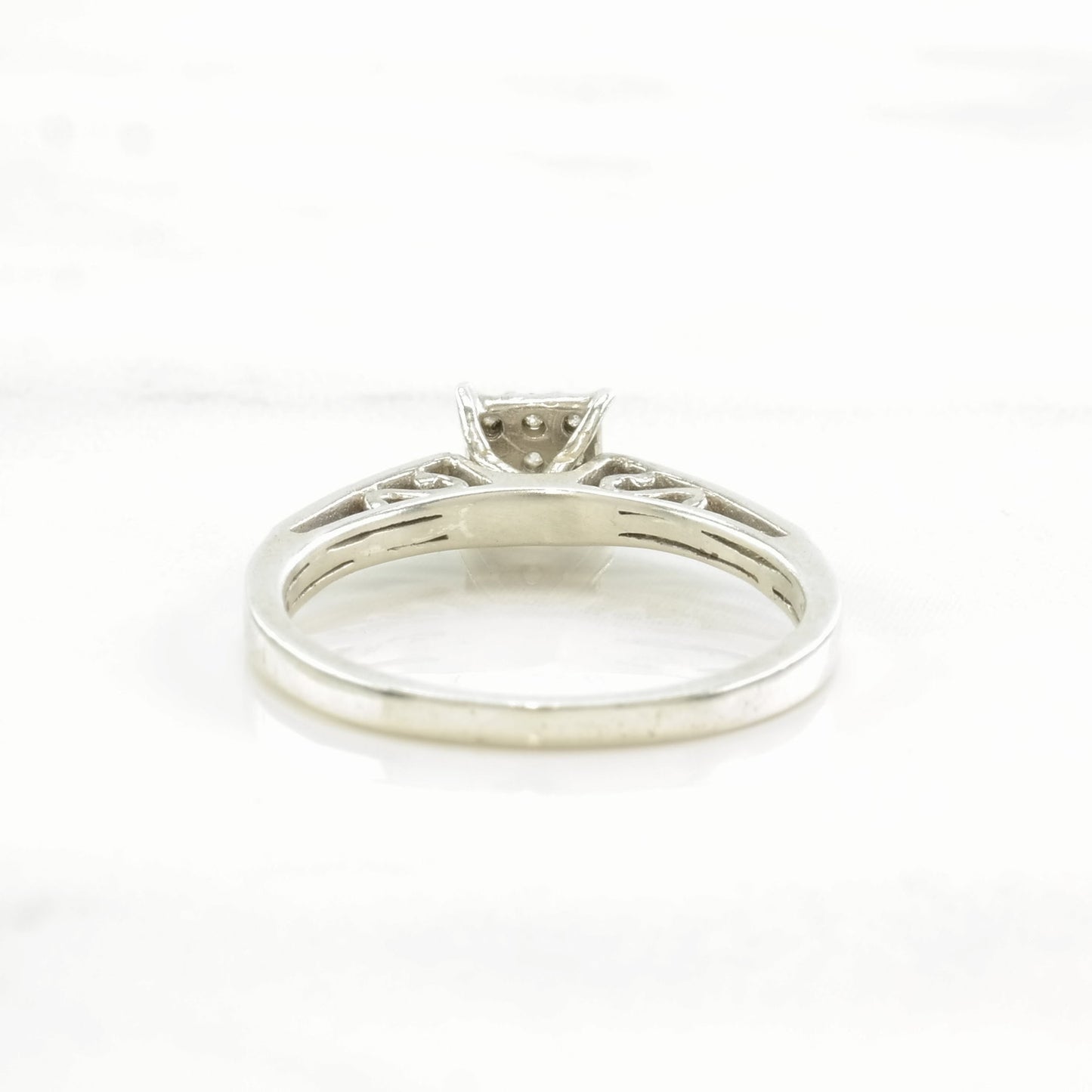 Vintage Sterling Silver Ring Diamond Dainty Size 6 3/4