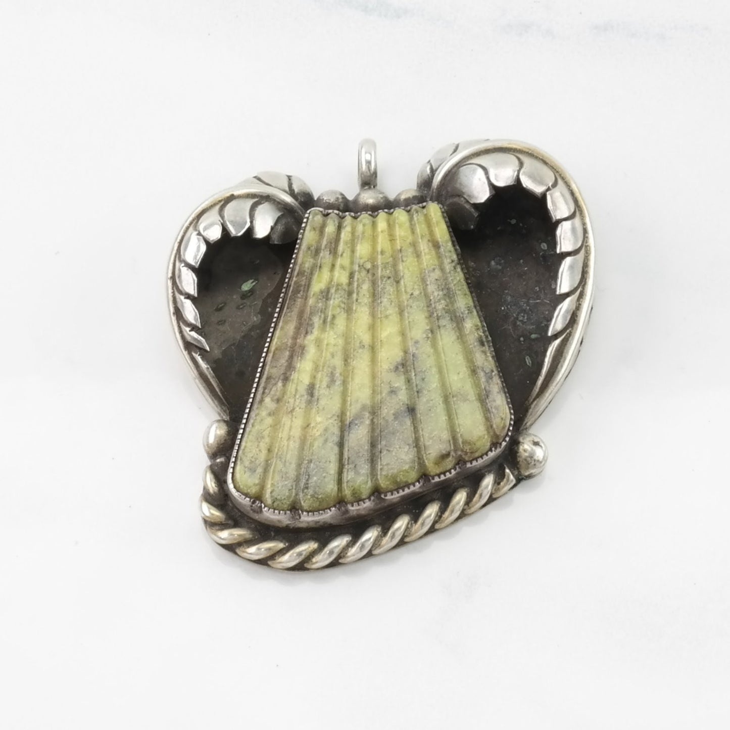 Vintage Native American Green Gemstone Leaf Sterling Silver Pendant