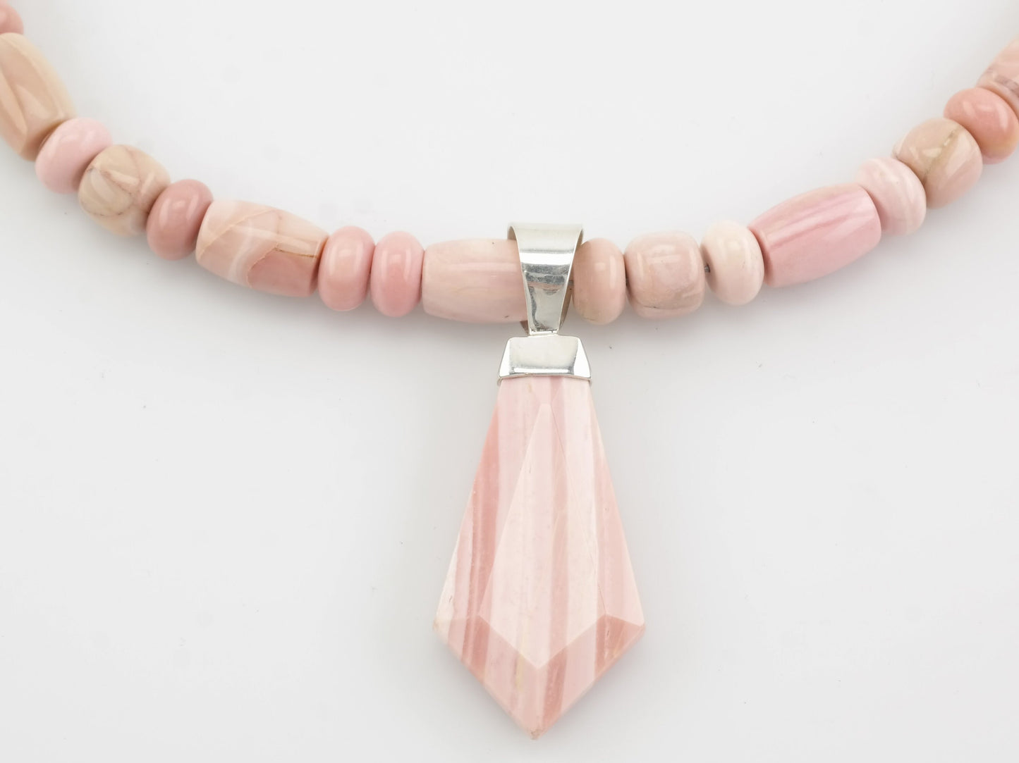 Vintage DTR Sterling Silver Pink Agate Beaded Necklace