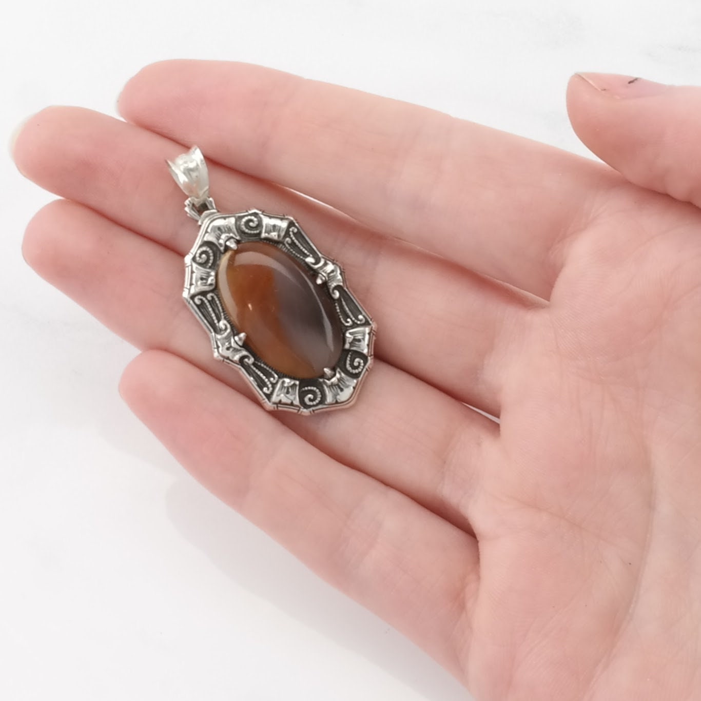 Vintage Art Deco Agate Scroll Sterling Silver Pendant
