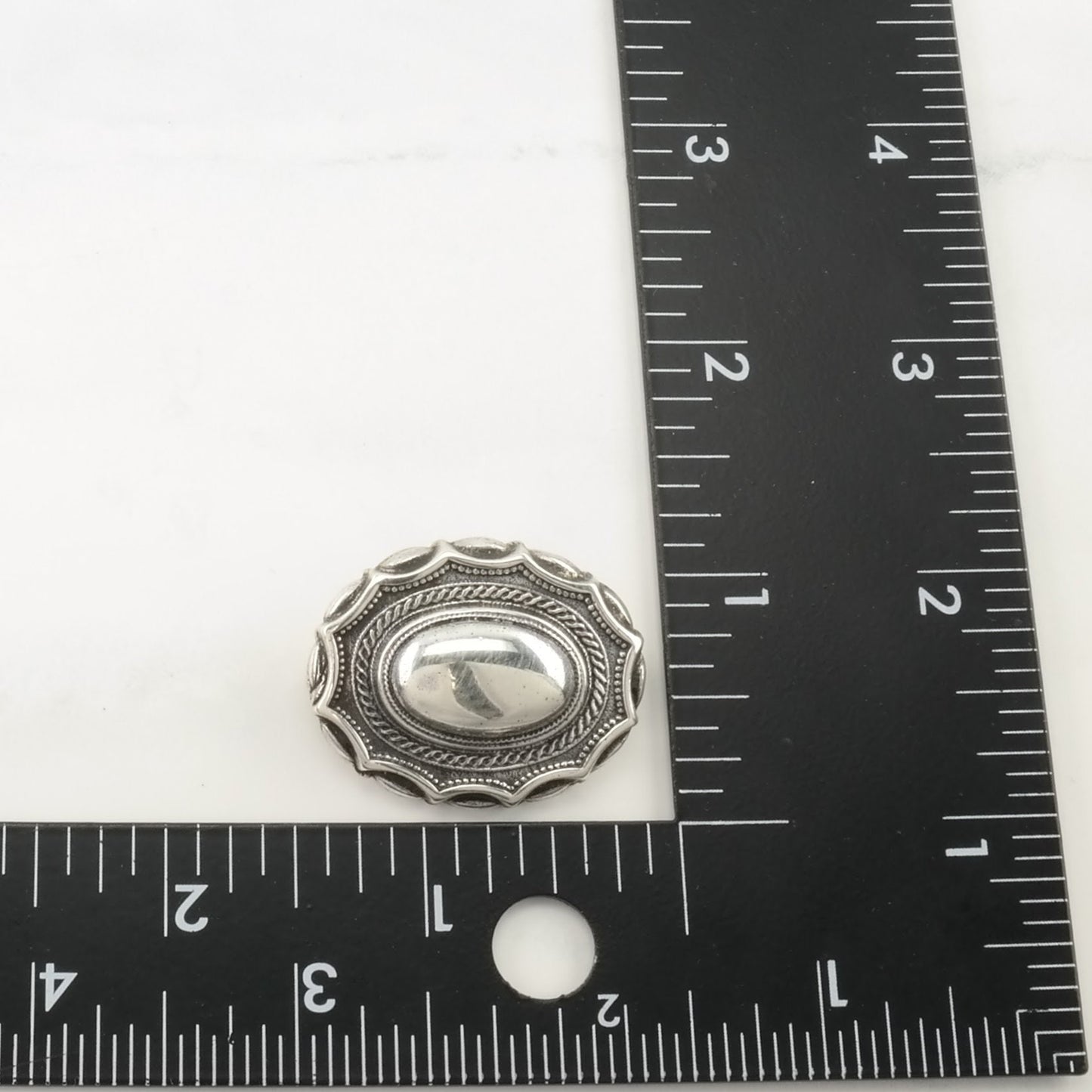 Victorian Style Sterling Silver Brooch Puffy Detailed B1881