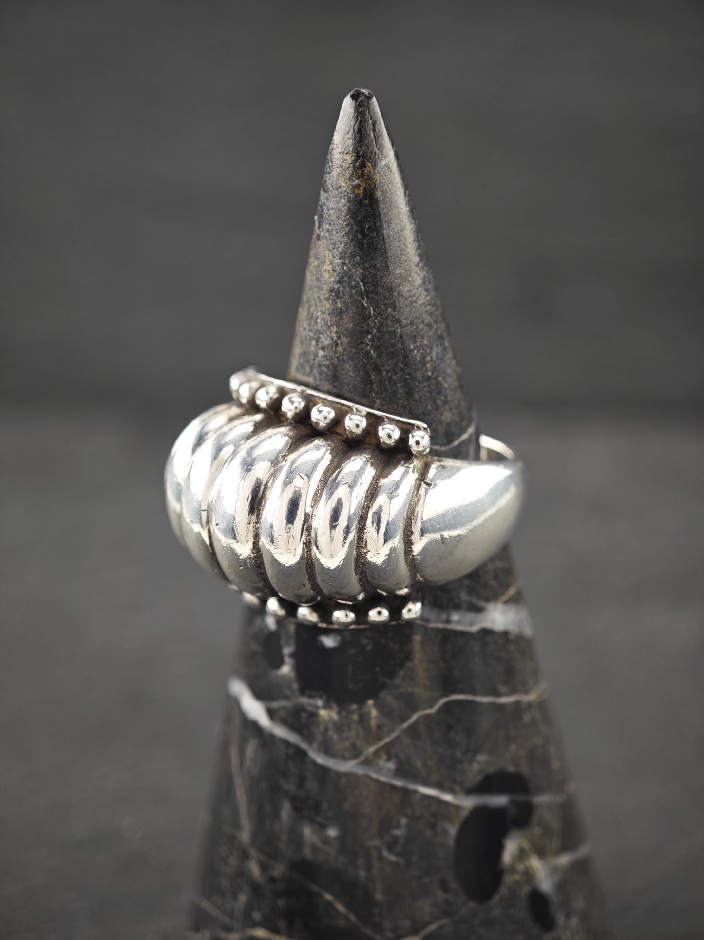 Vintage Scalloped Ring Sterling Silver